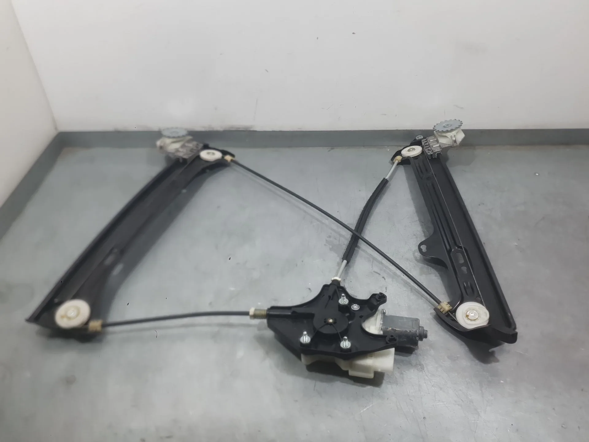 Elevalunas Delantero Izquierdo para Bmw I3 (I01)