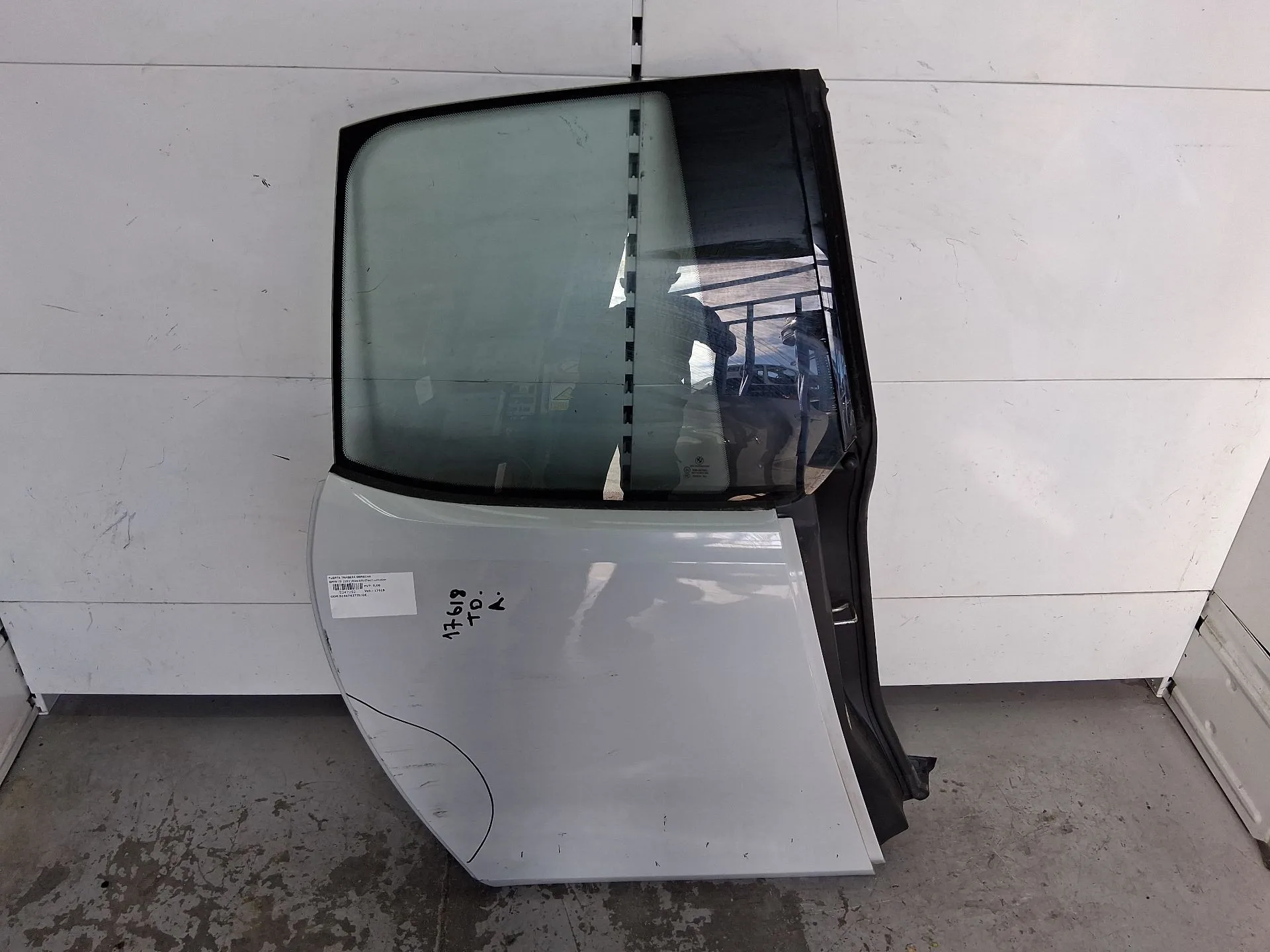 Puerta Trasera Derecha para Bmw I3 (I01)