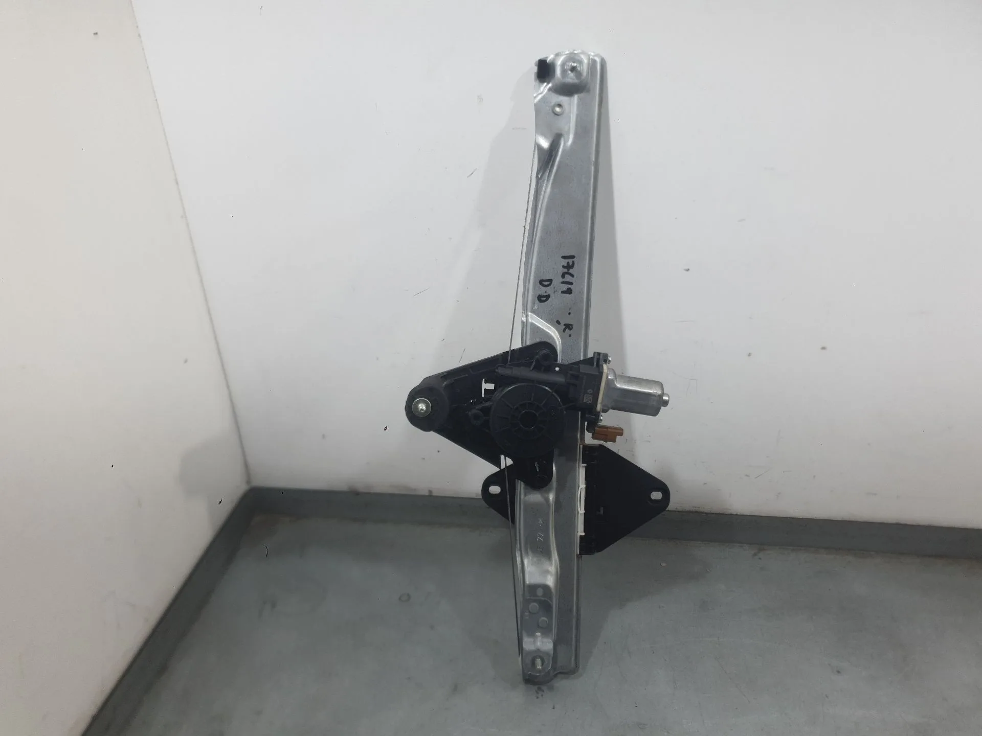 Elevalunas Delantero Derecho para Dacia Sandero Iii