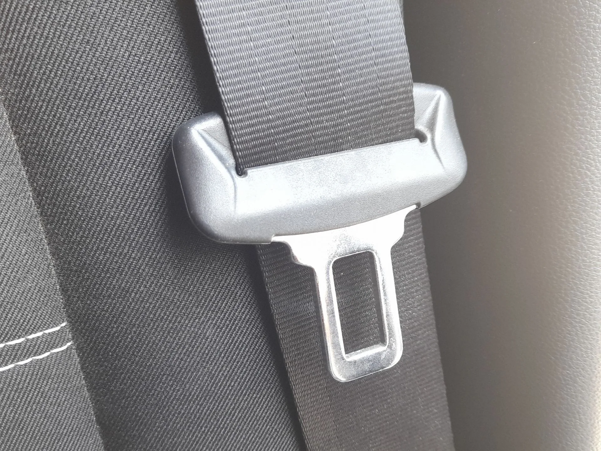 Cinturon Seguridad Trasero Izquierdo para Dacia Duster (Hm_)