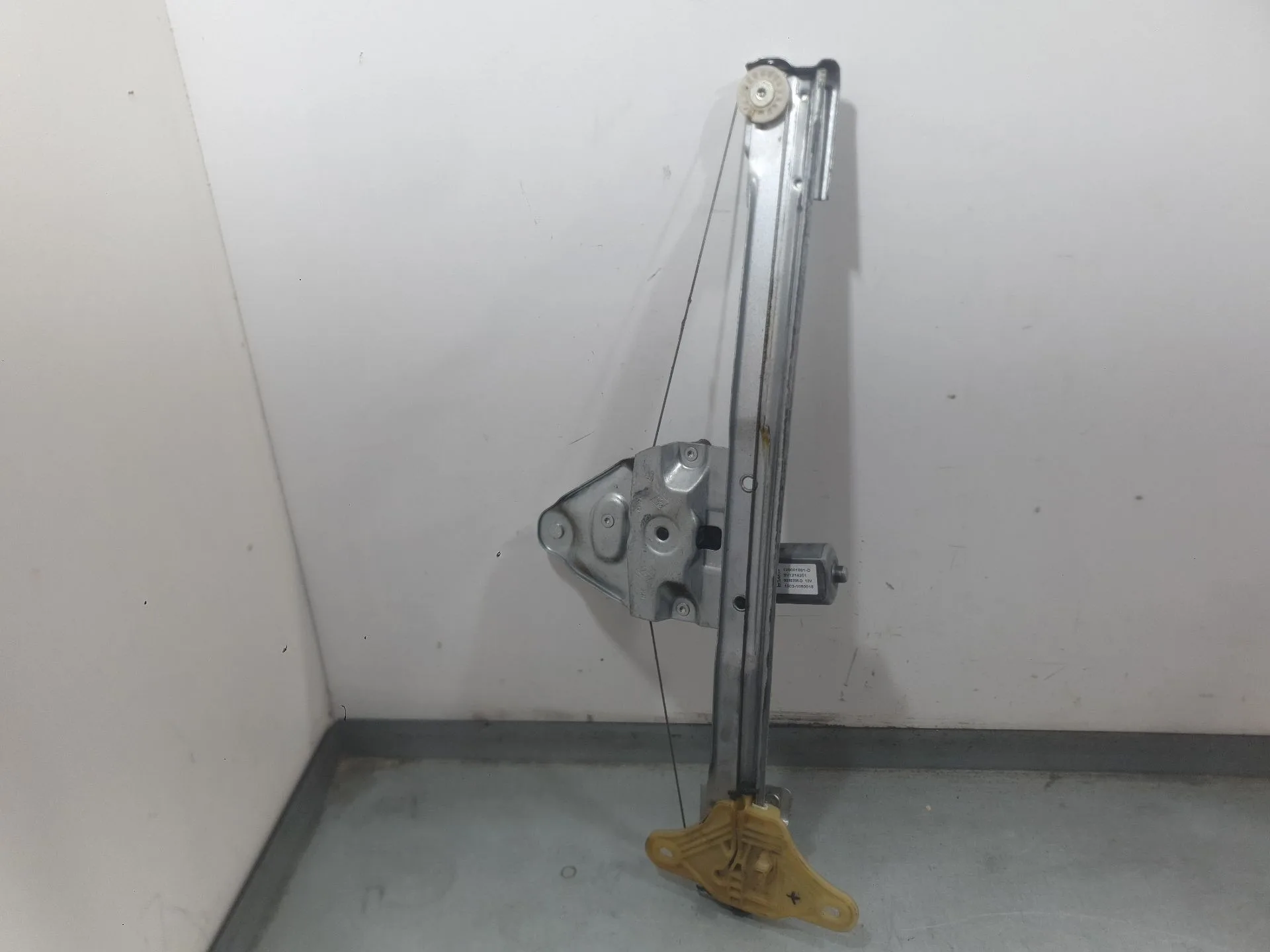 Elevalunas Delantero Derecho para Dacia Duster (Hm_)
