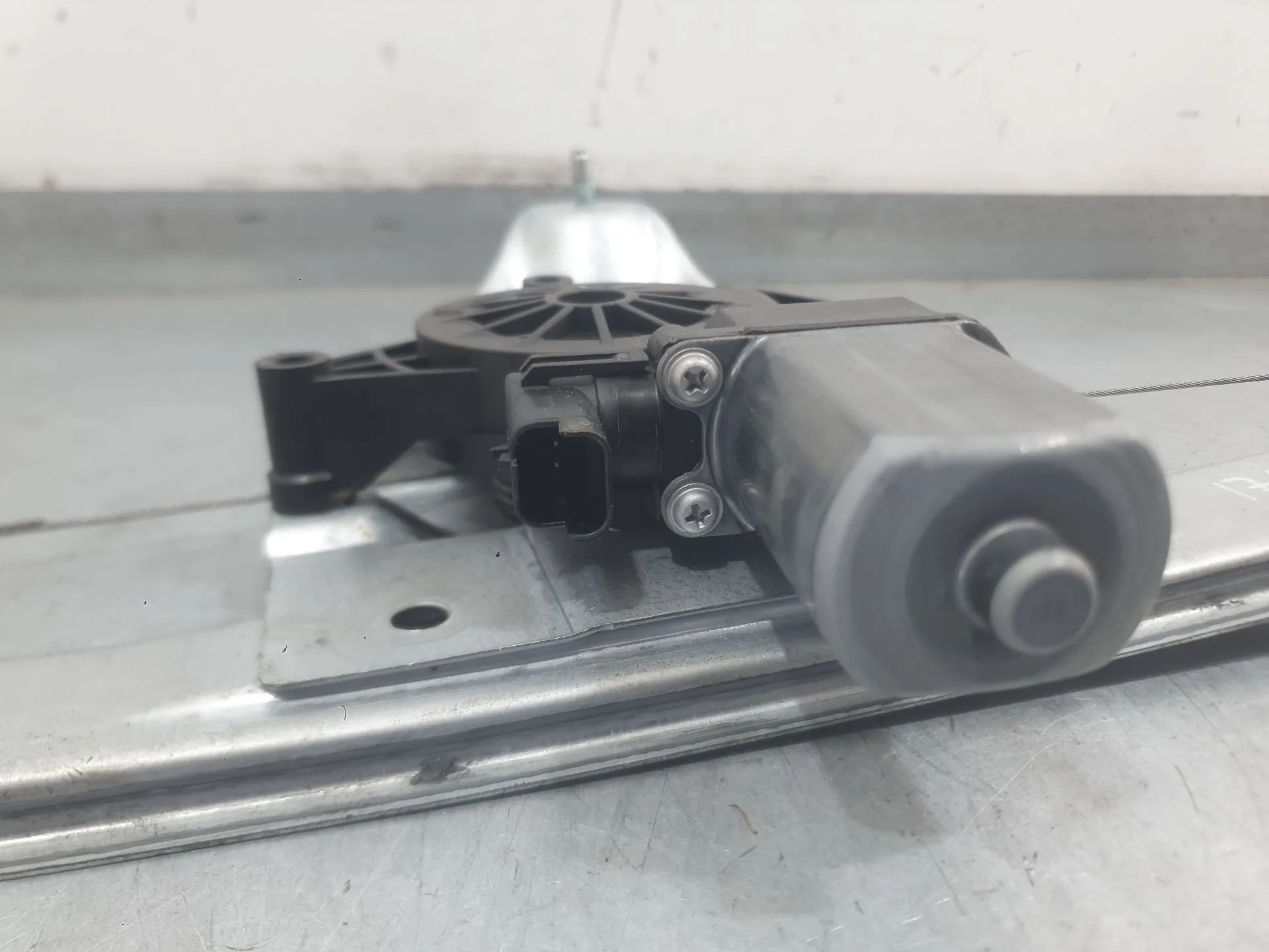 Elevalunas Delantero Derecho para Dacia Duster (Hm_)