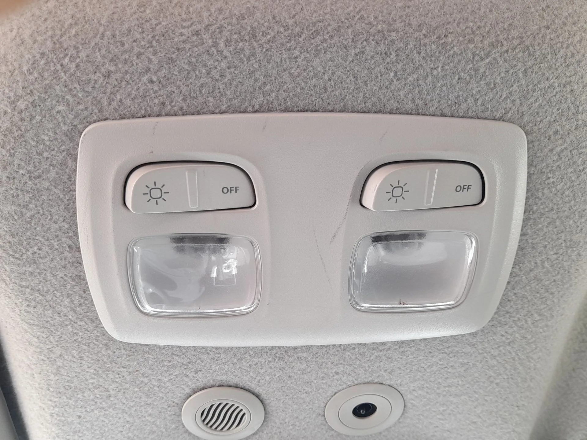 Luz Interior para Dacia Duster (Hm_)