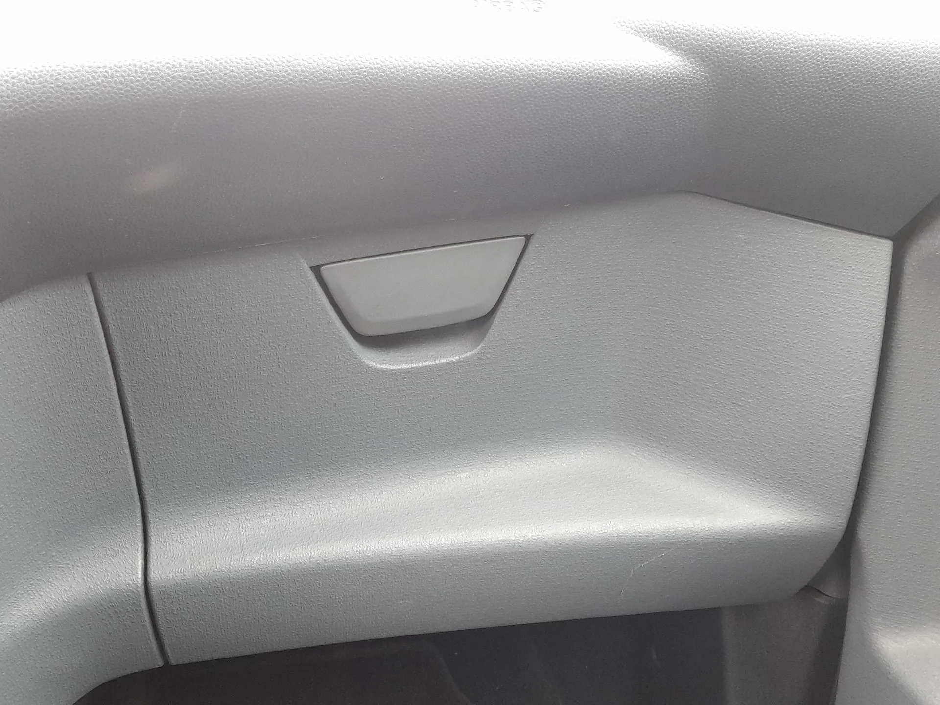Guantera para Ford Ka (Ru8)