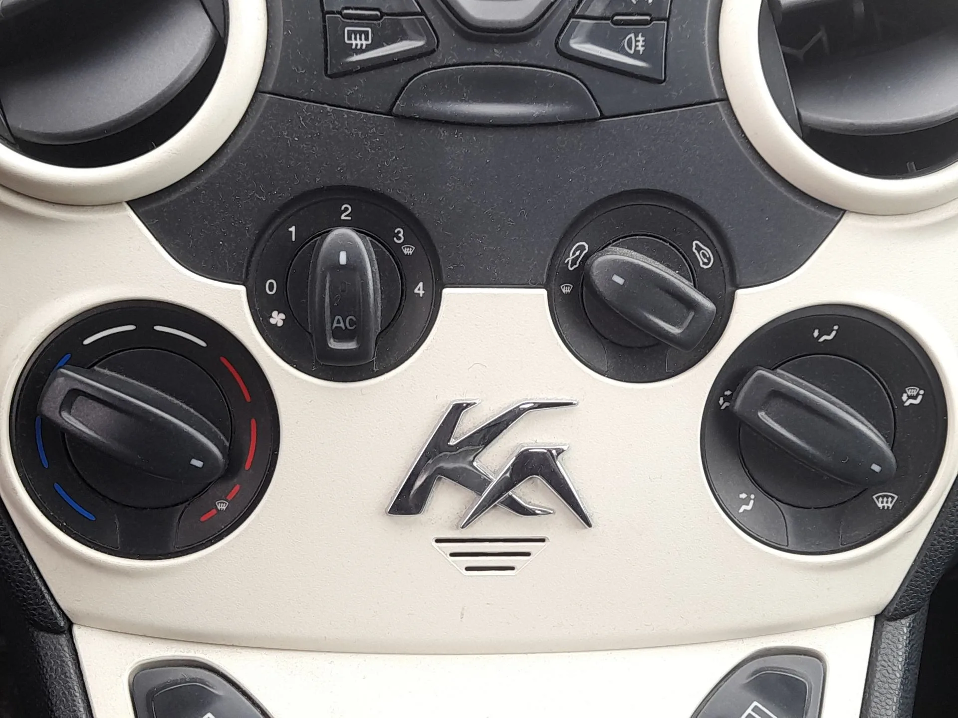 Mando Calefaccion / Aire Acondicionado para Ford Ka (Ru8)