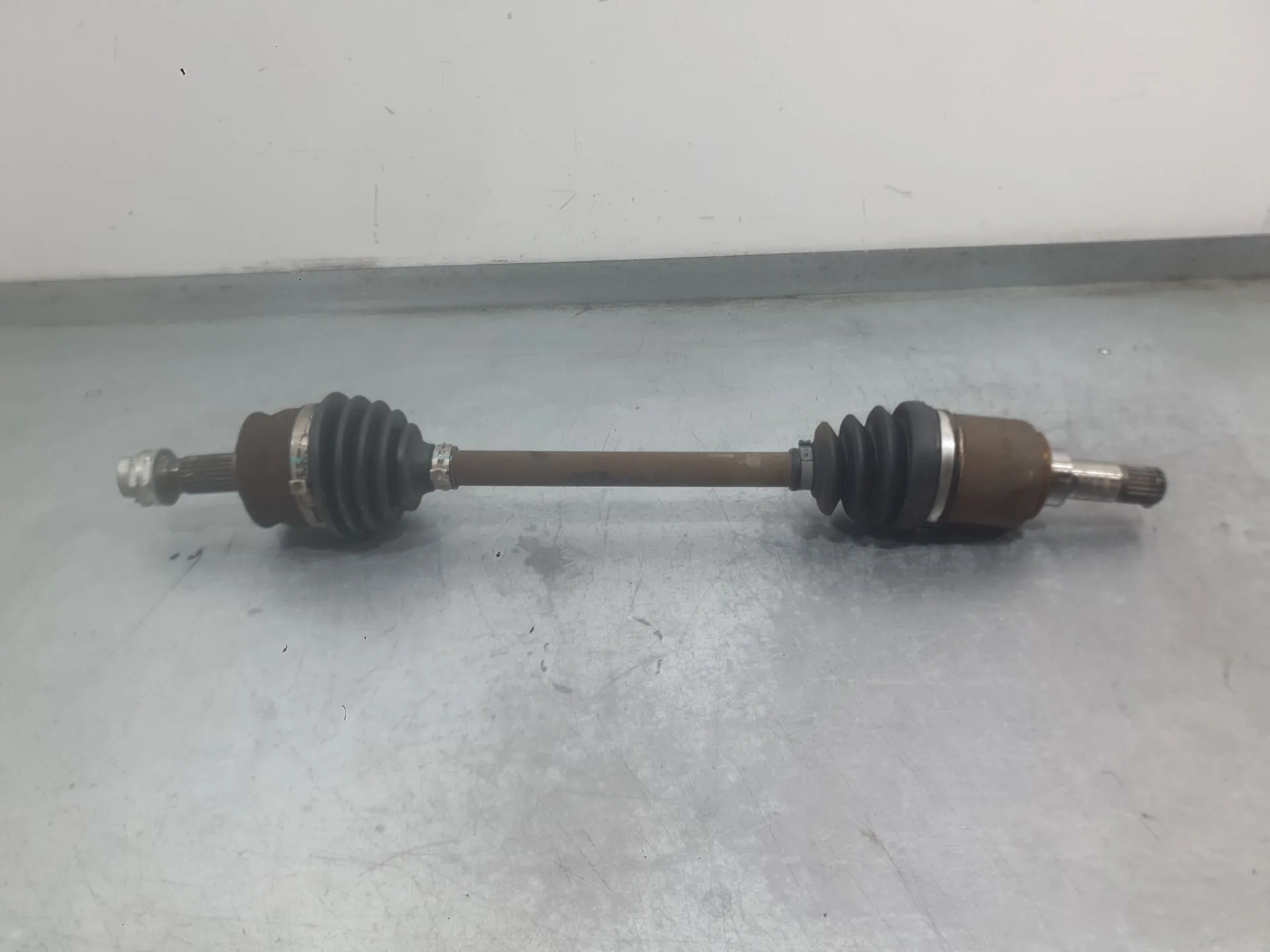 Transmision Delantera Izquierda para Ford Ka (Ru8)