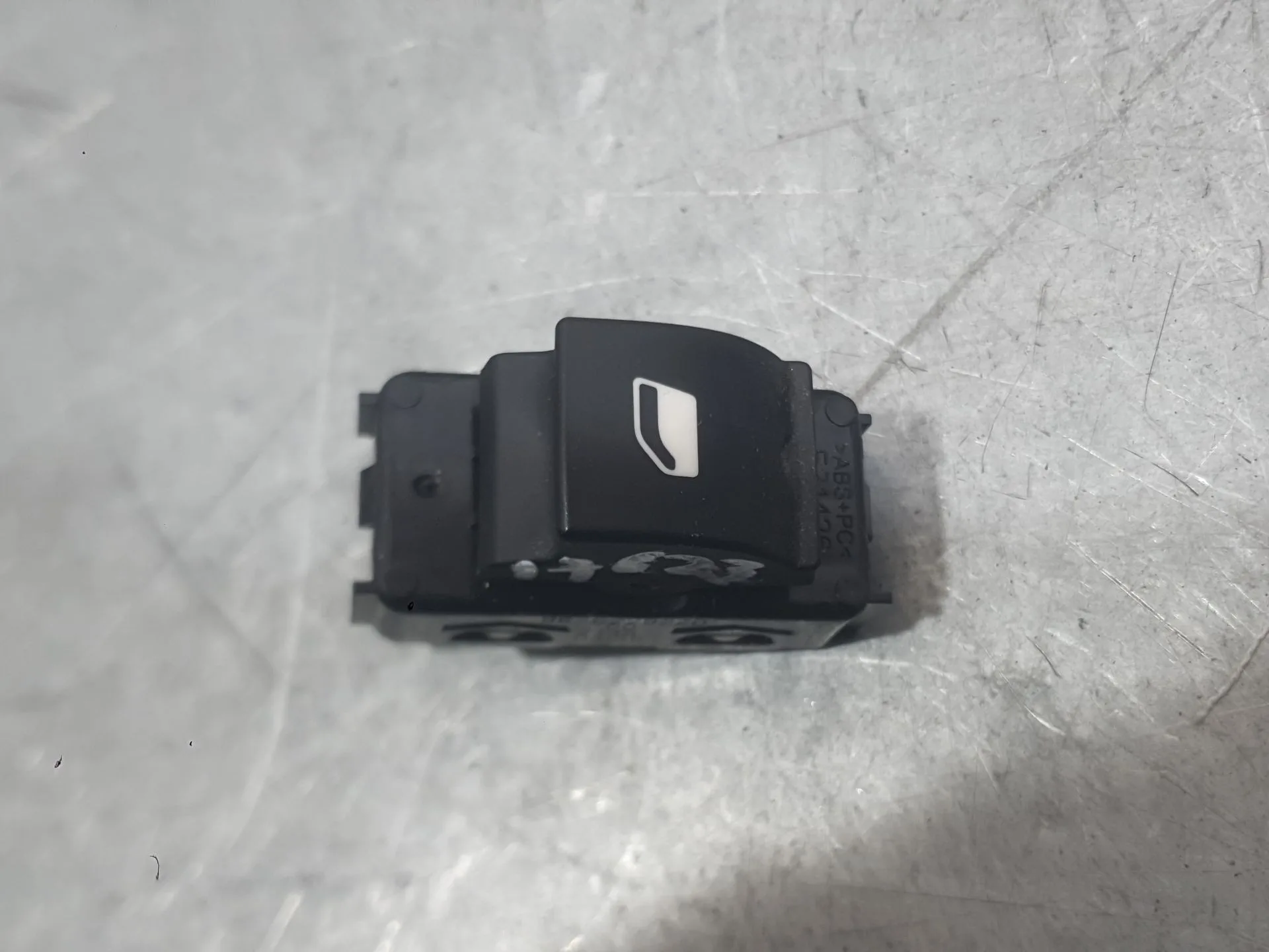 Mando Elevalunas Delantero Derecho para Citroën C3 Iii (Sx)
