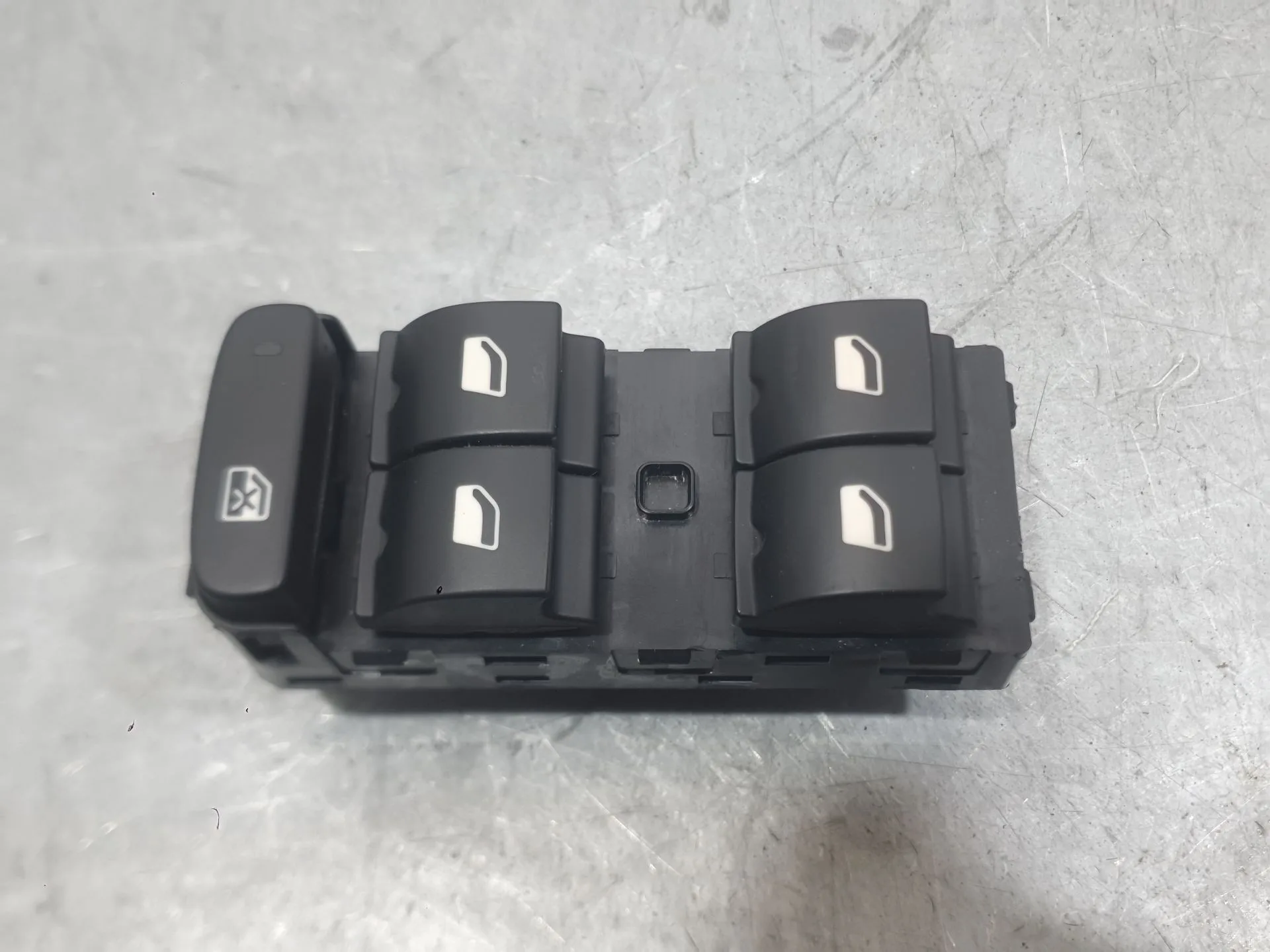 Mando Elevalunas Delantero Izquierdo para Citroën C3 Iii (Sx)