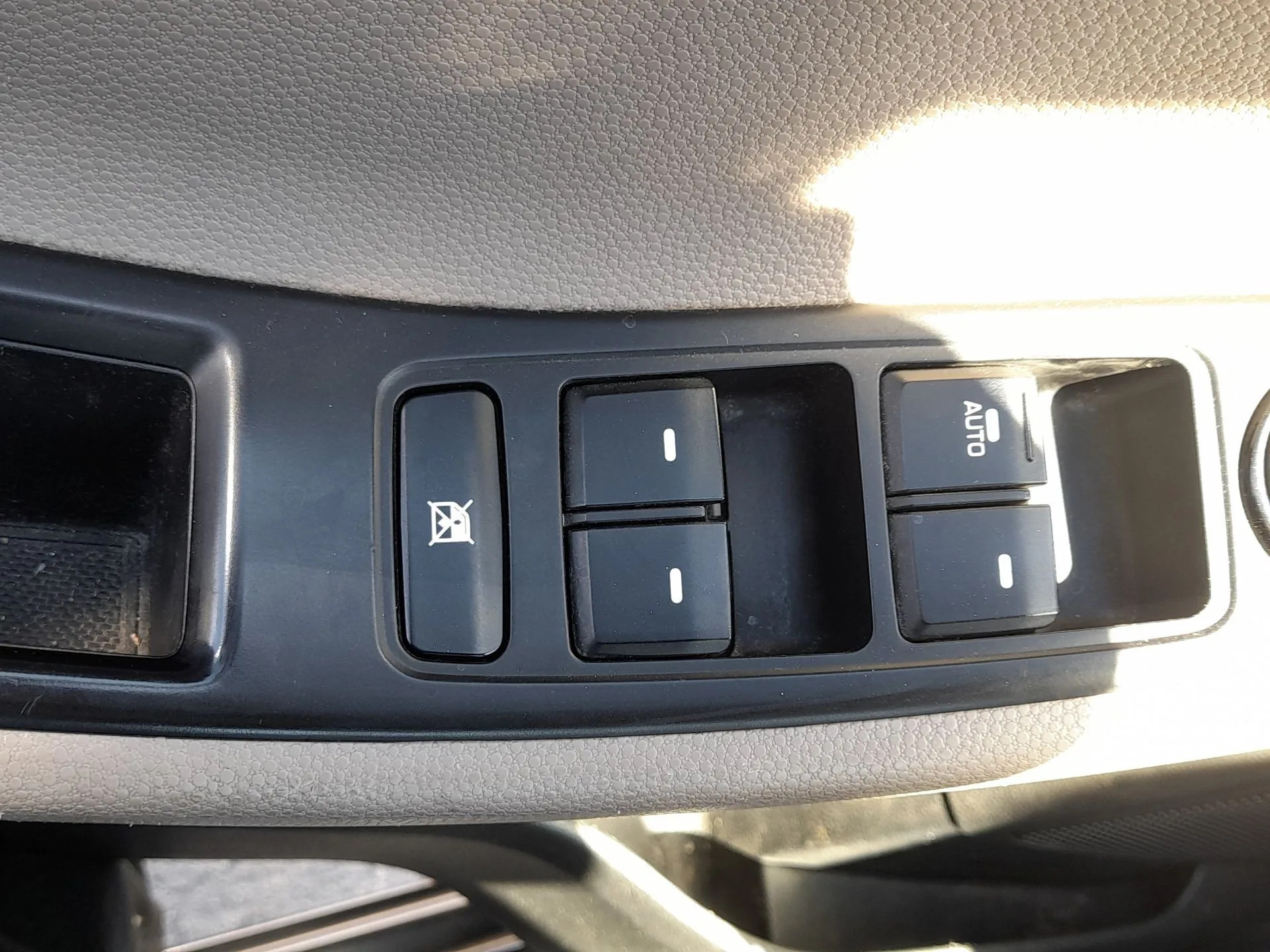 Mando Elevalunas Delantero Izquierdo para Hyundai I20 Ii (Gb, Ib)