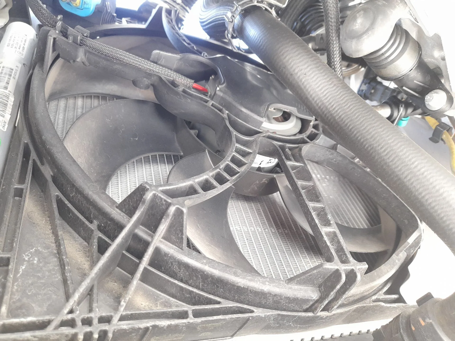 Electroventilador para Opel Corsa F (P2Jo)