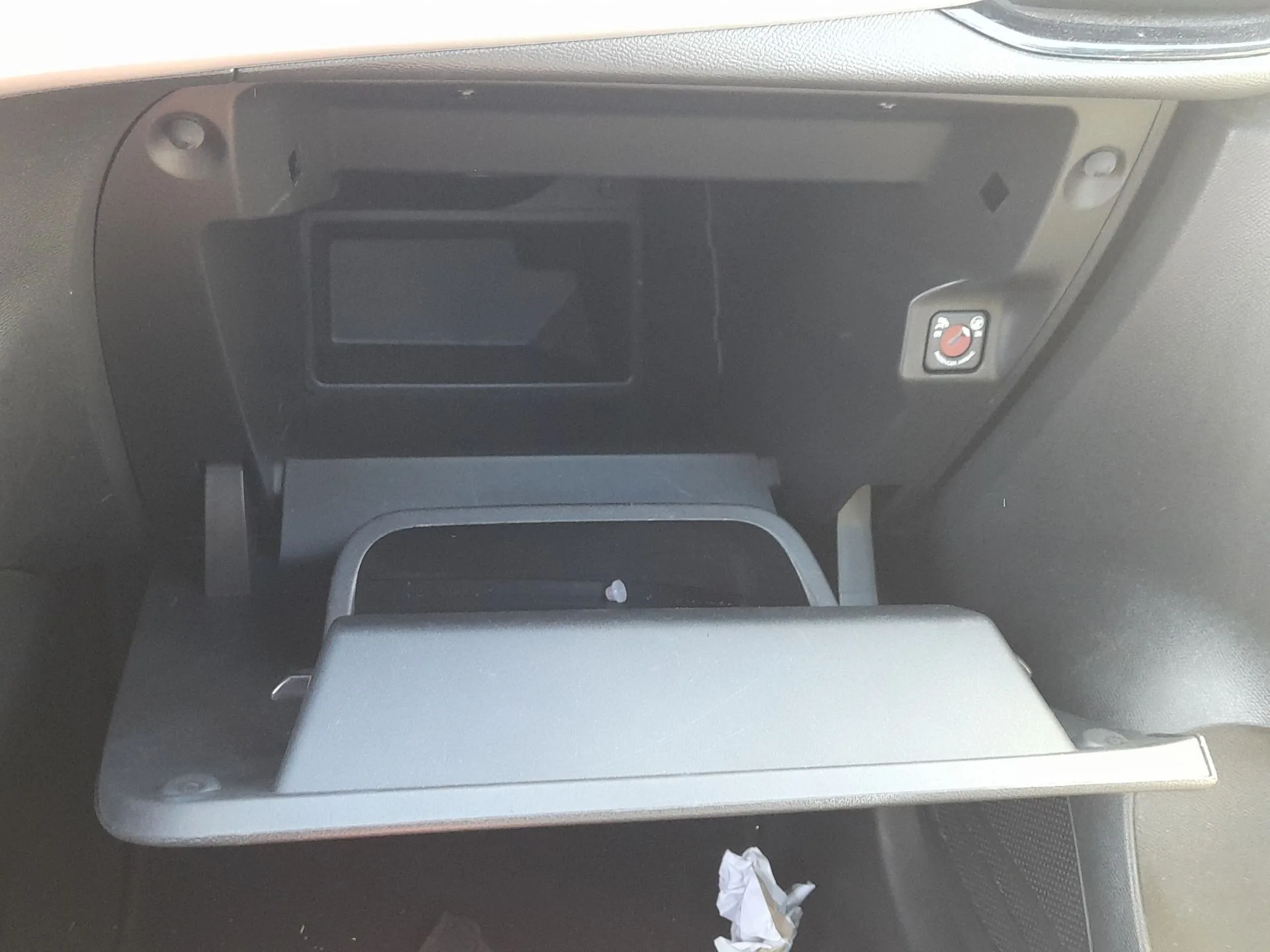 Guantera para Opel Corsa F (P2Jo)