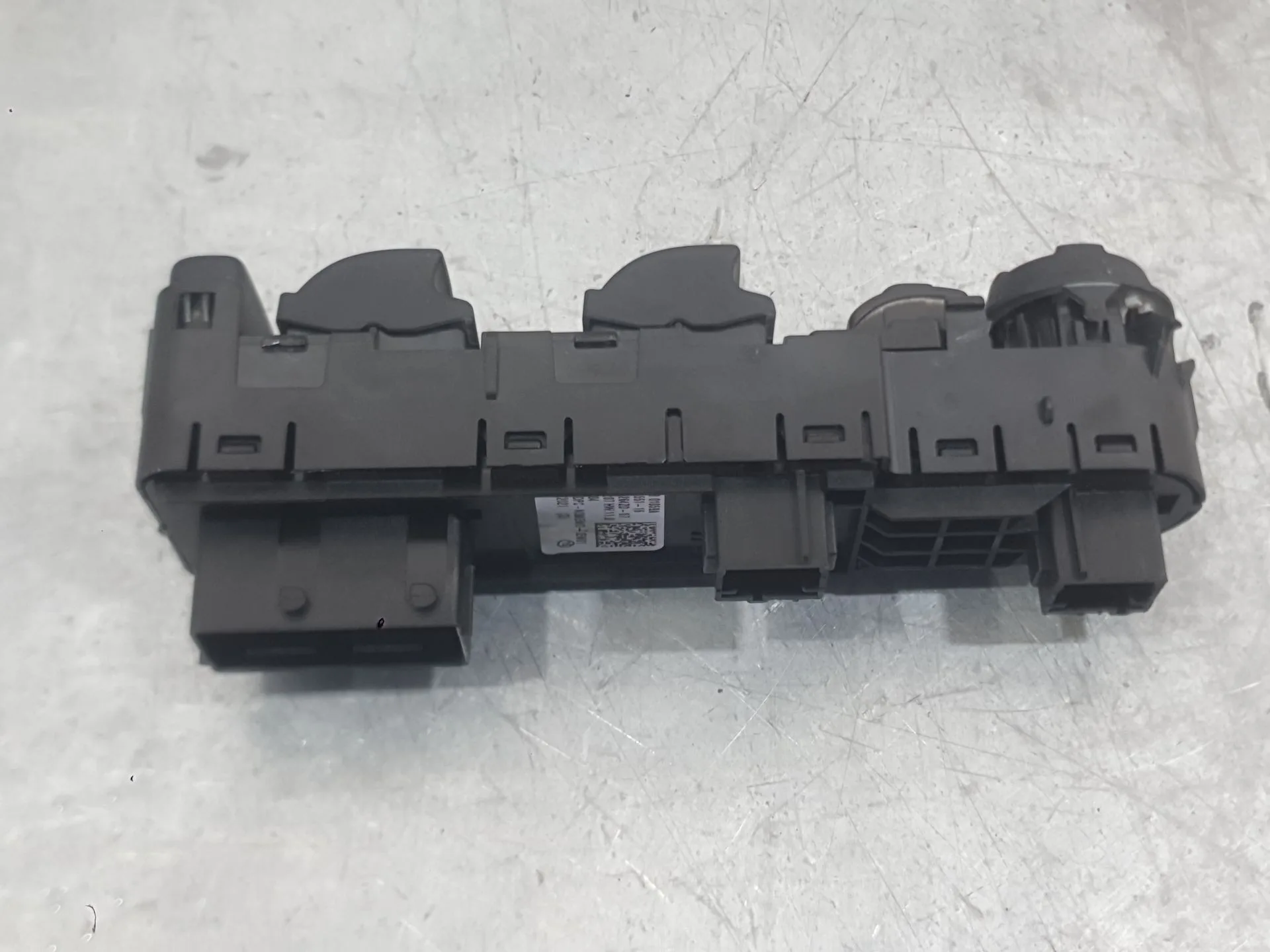 Mando Elevalunas Delantero Izquierdo para Opel Corsa F (P2Jo)