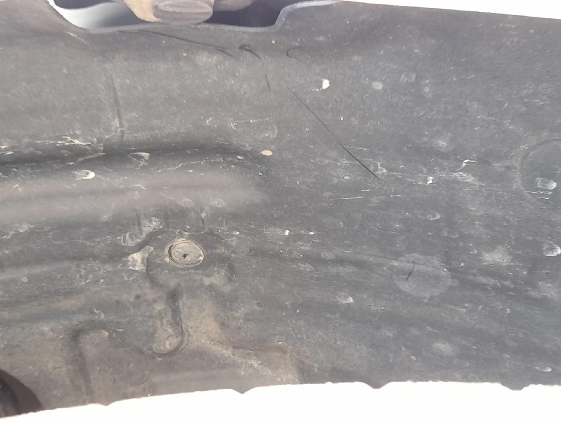 Plastico Pase Rueda Del. Izq. para Opel Corsa F (P2Jo)