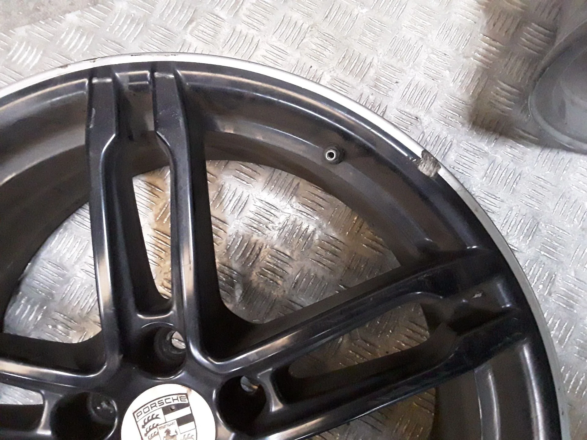 Llanta Aluminio para Porsche Macan (95B)