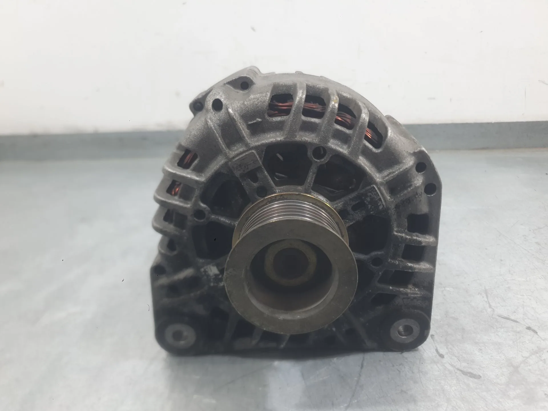 Alternador para Nissan Primera Hatchback (P12)