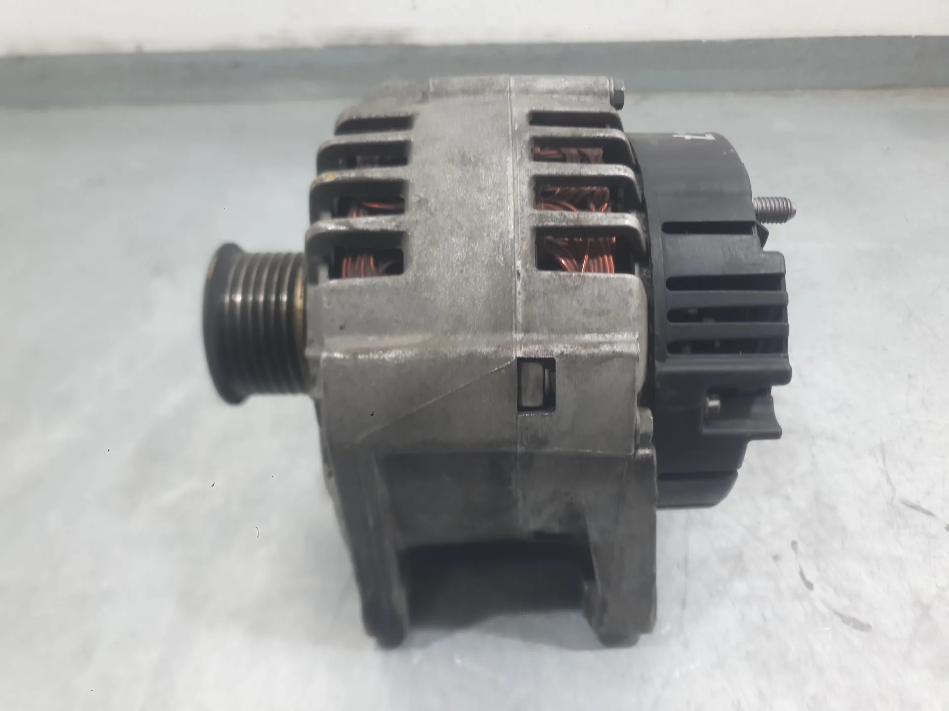 Alternador para Nissan Primera Hatchback (P12)