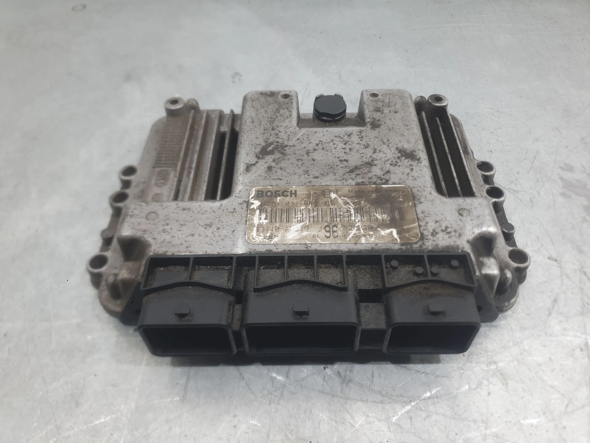 Centralita Motor Uce para Nissan Primera Hatchback (P12)