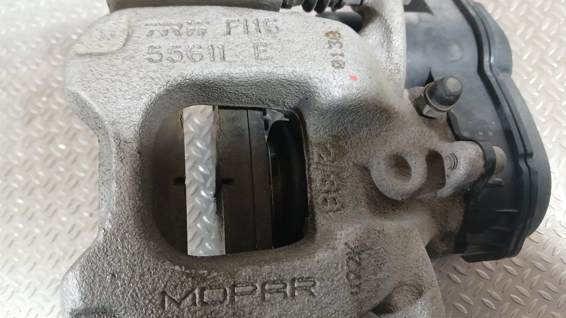 Pinza Freno Trasera Derecha para Jeep Renegade Suv (Bu, B1, Bv)