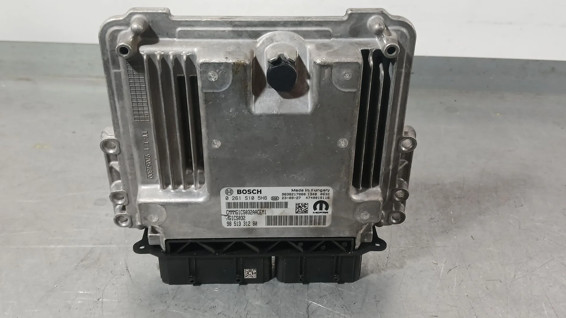 Centralita Motor Uce para Opel Corsa F (P2Jo)