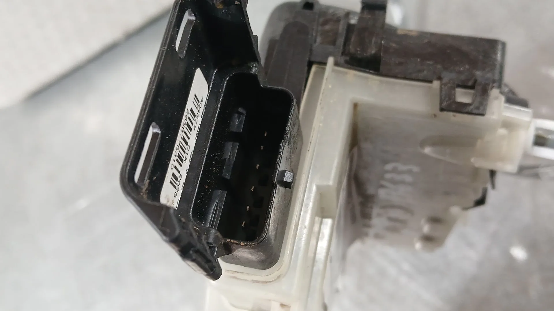 Cerradura Puerta Trasera Derecha para Opel Corsa F (P2Jo)