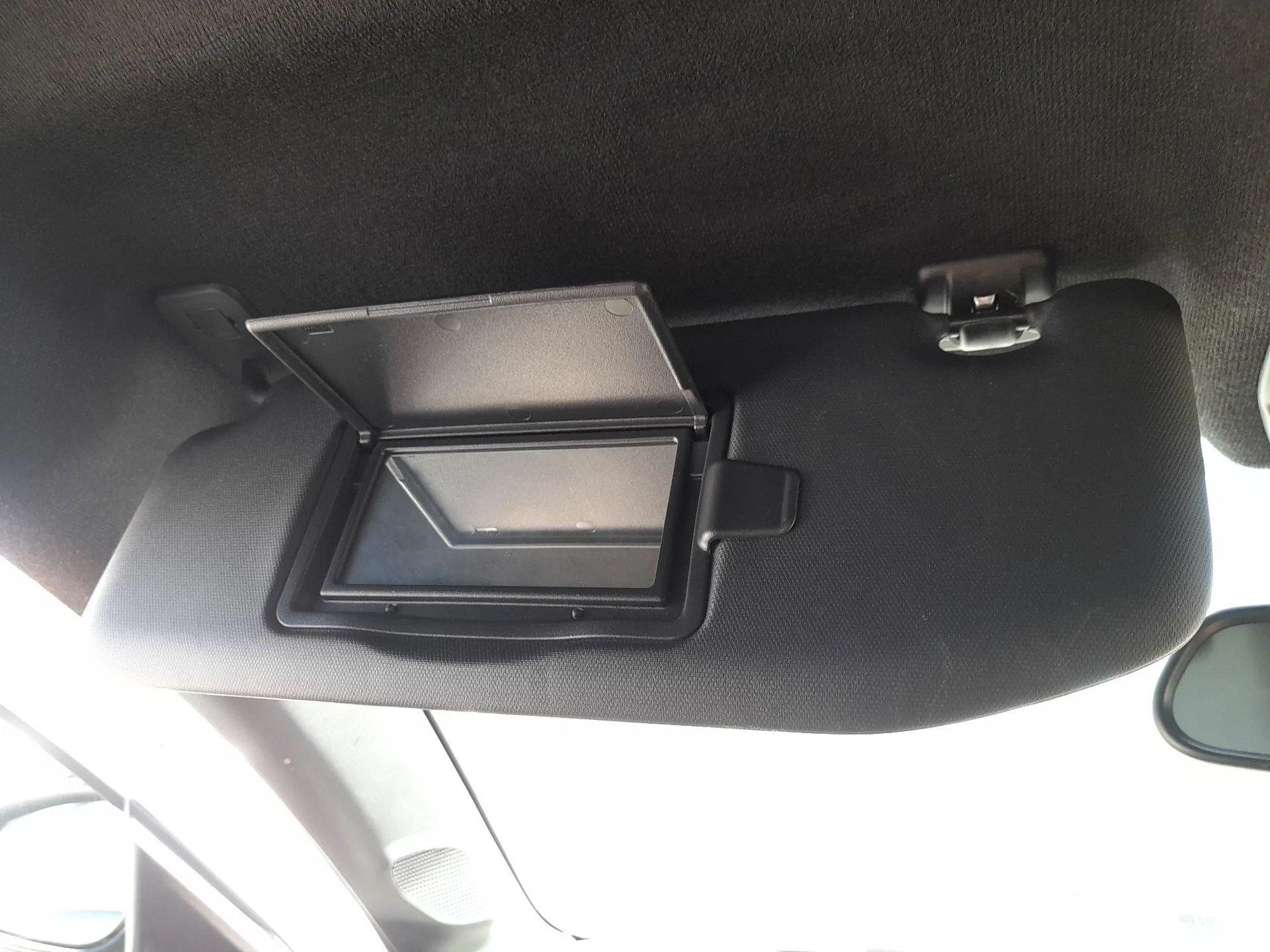 Parasol Izquierdo para Opel Corsa F (P2Jo)