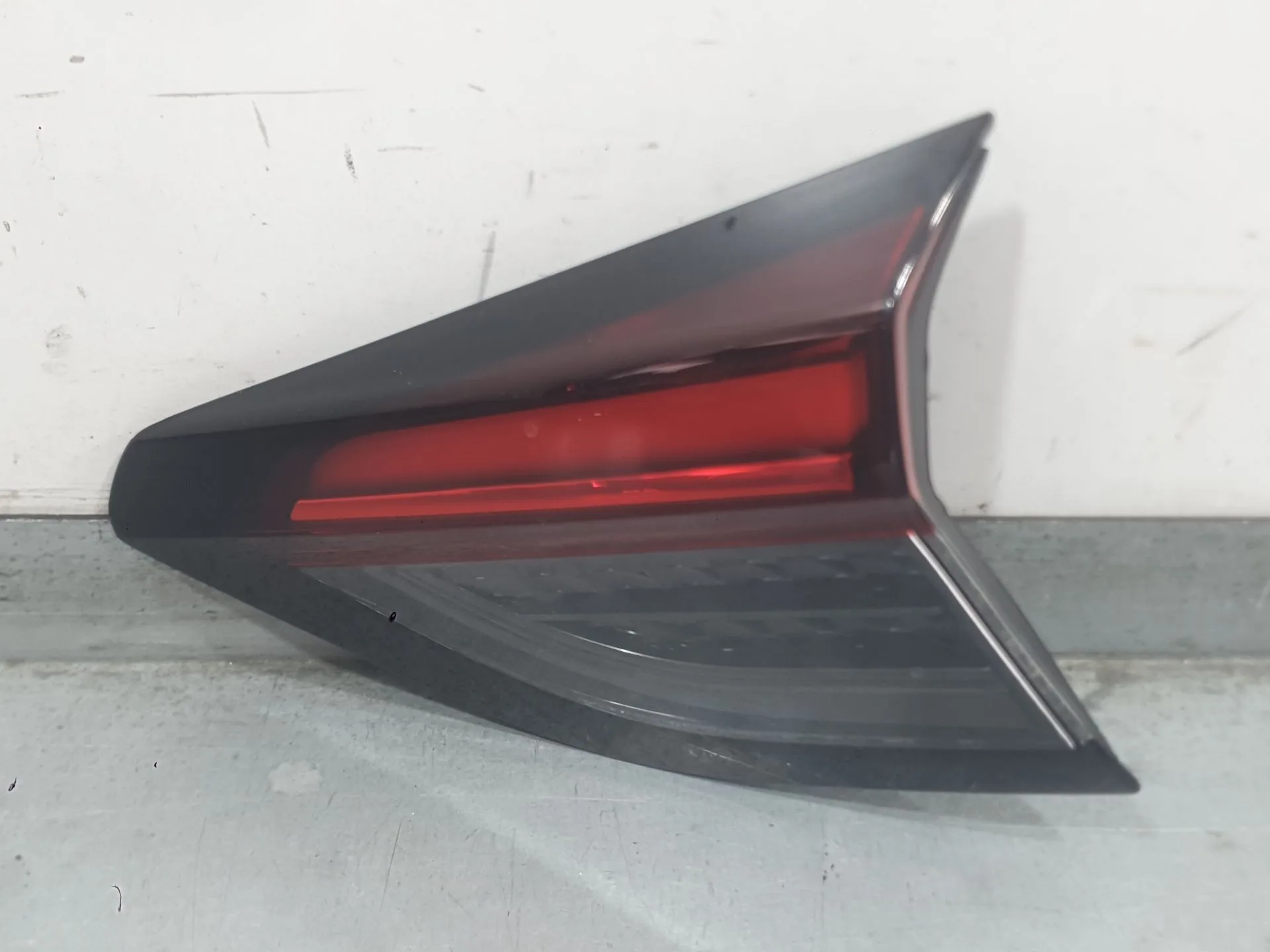 Piloto Trasero Derecho Interior para Opel Corsa F (P2Jo)