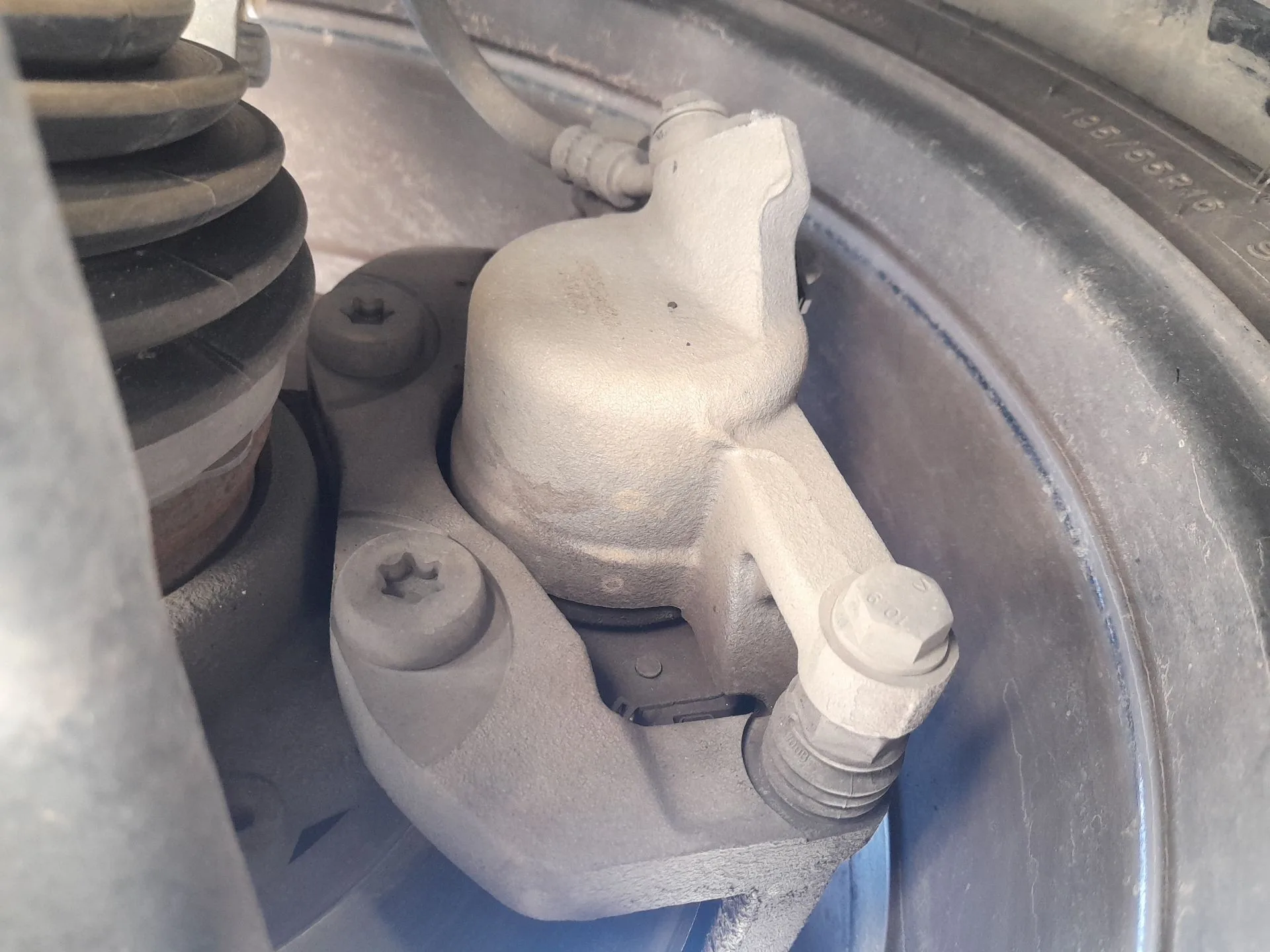Pinza Freno Delantera Izquierda para Opel Corsa F (P2Jo)