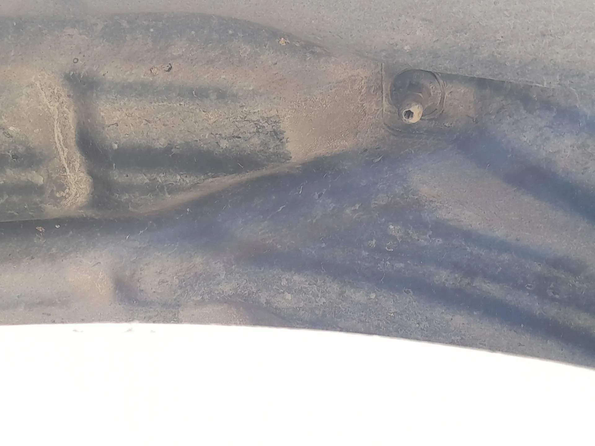 Plastico Pase Rueda Tras. Dch. para Opel Corsa F (P2Jo)