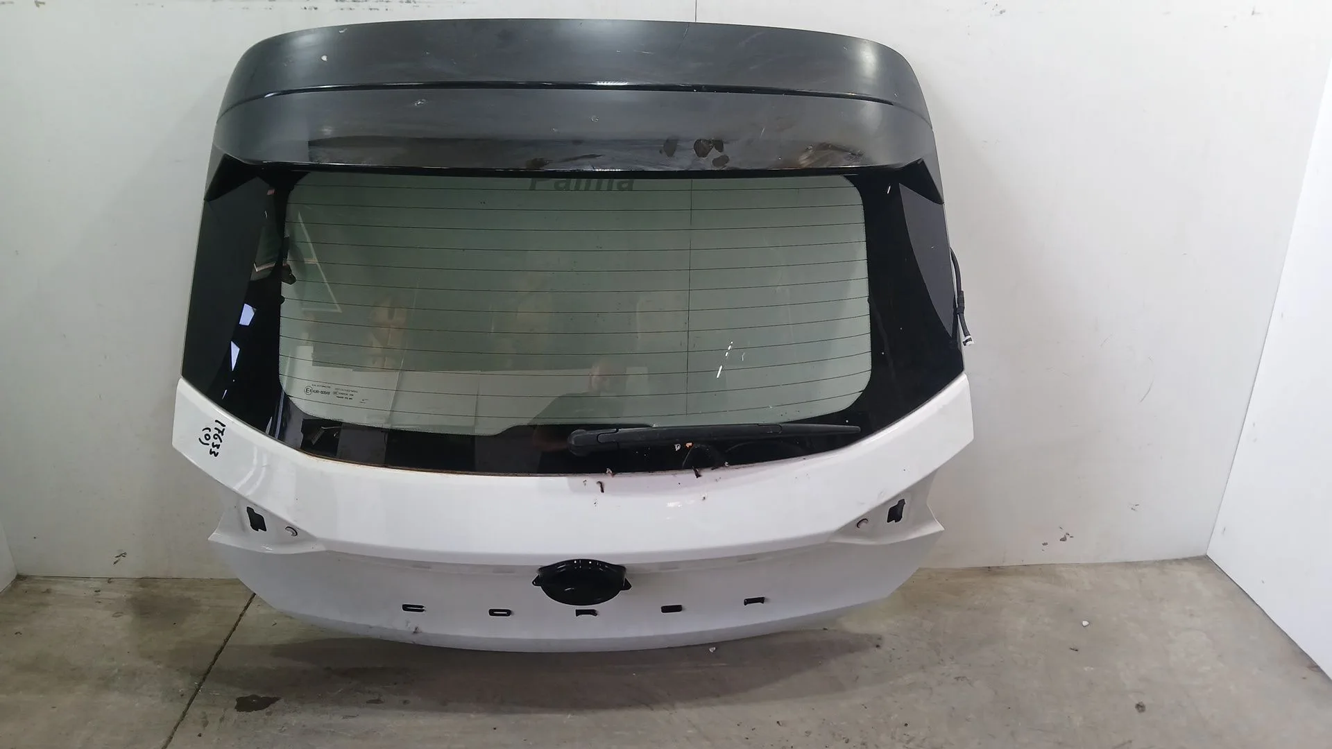 Porton Trasero para Opel Corsa F (P2Jo)