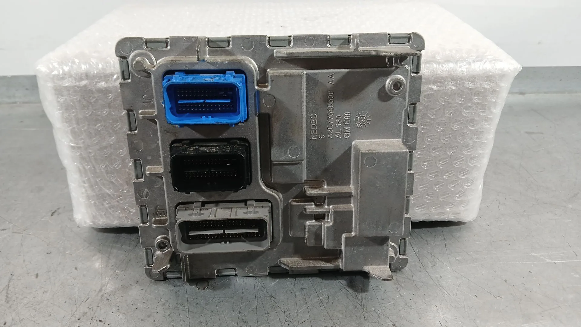 Centralita Motor Uce para Opel Astra K (B16)