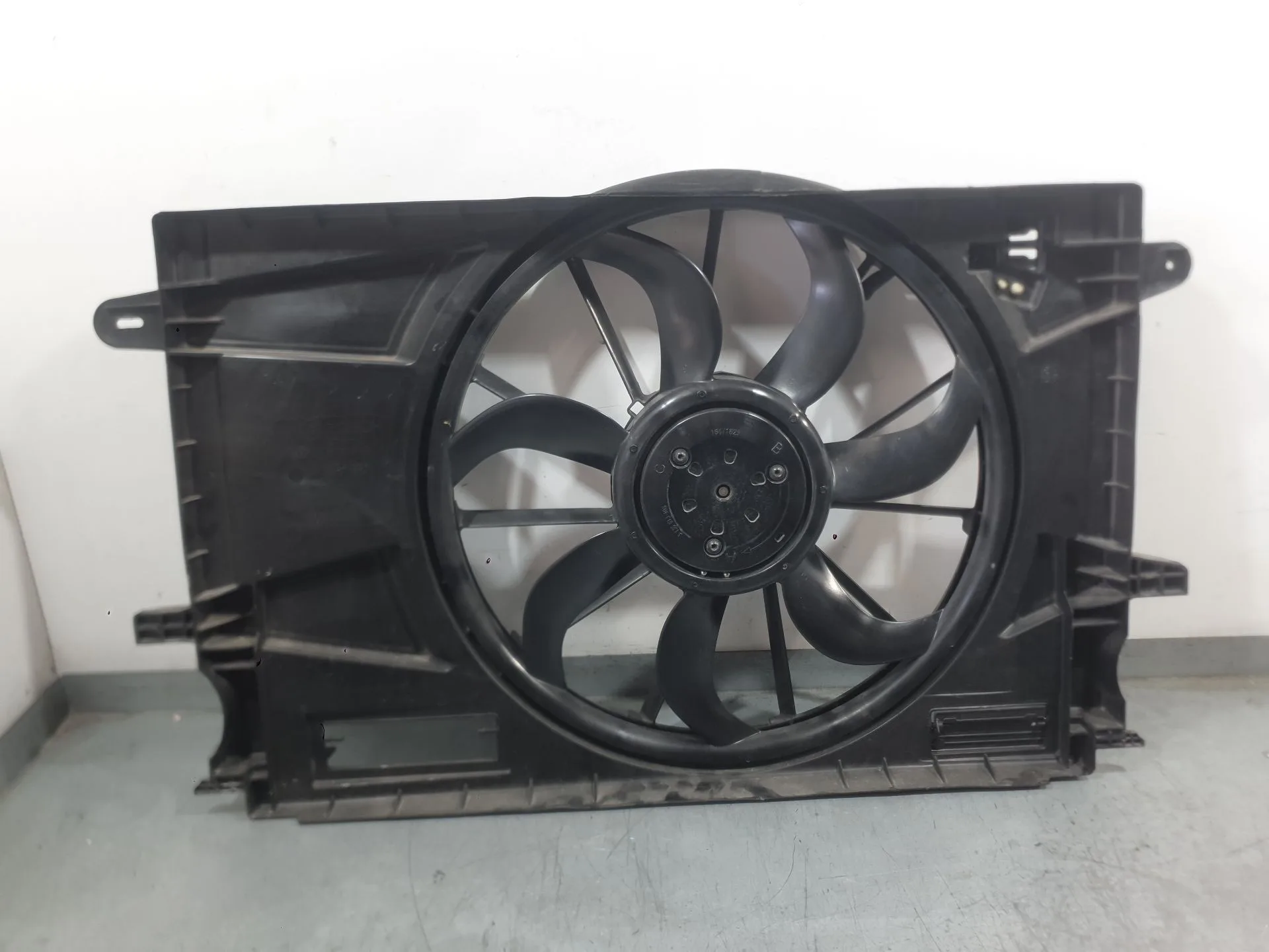 Electroventilador para Opel Astra K (B16)