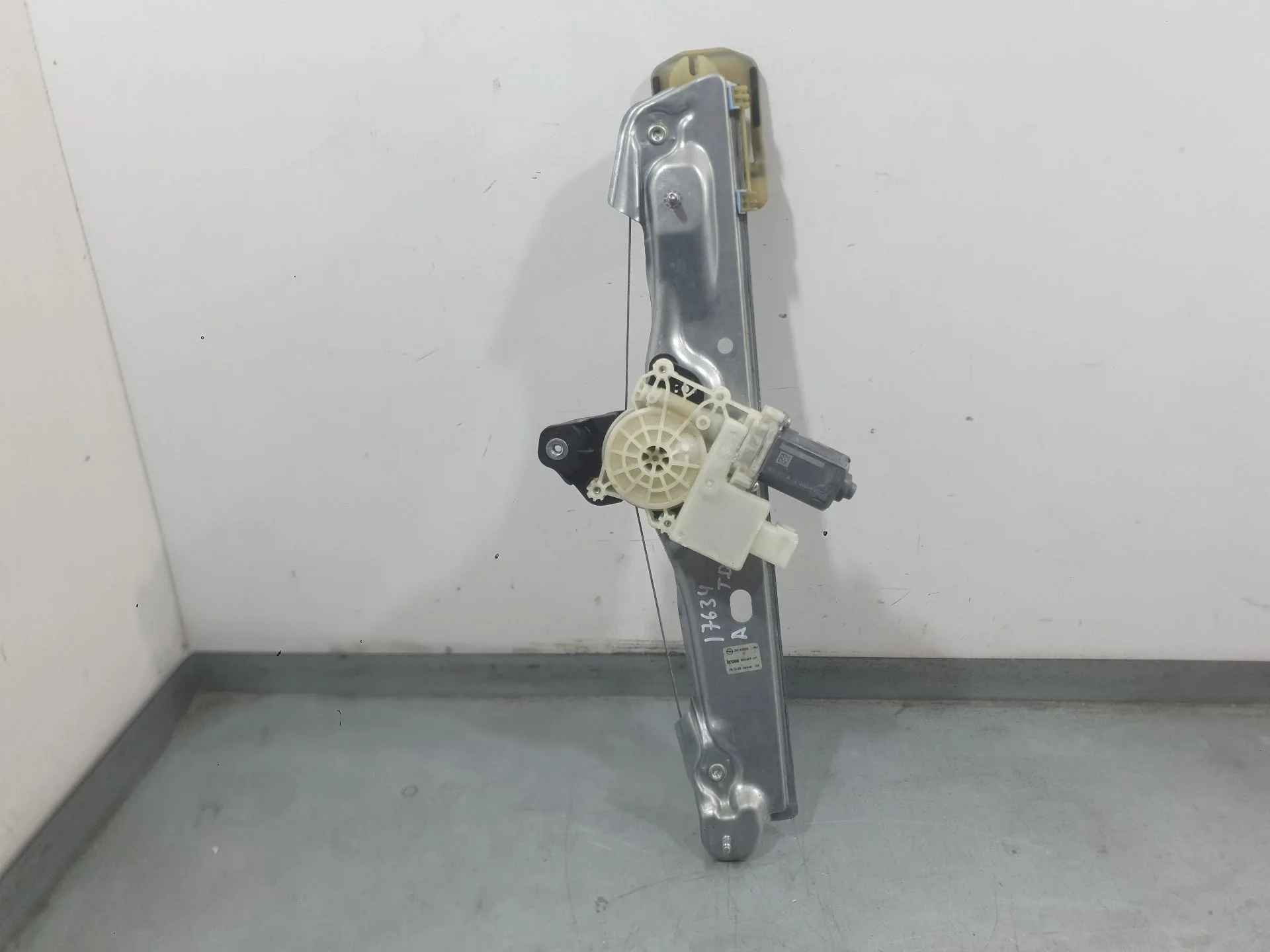 Elevalunas Trasero Derecho para Opel Astra K (B16)