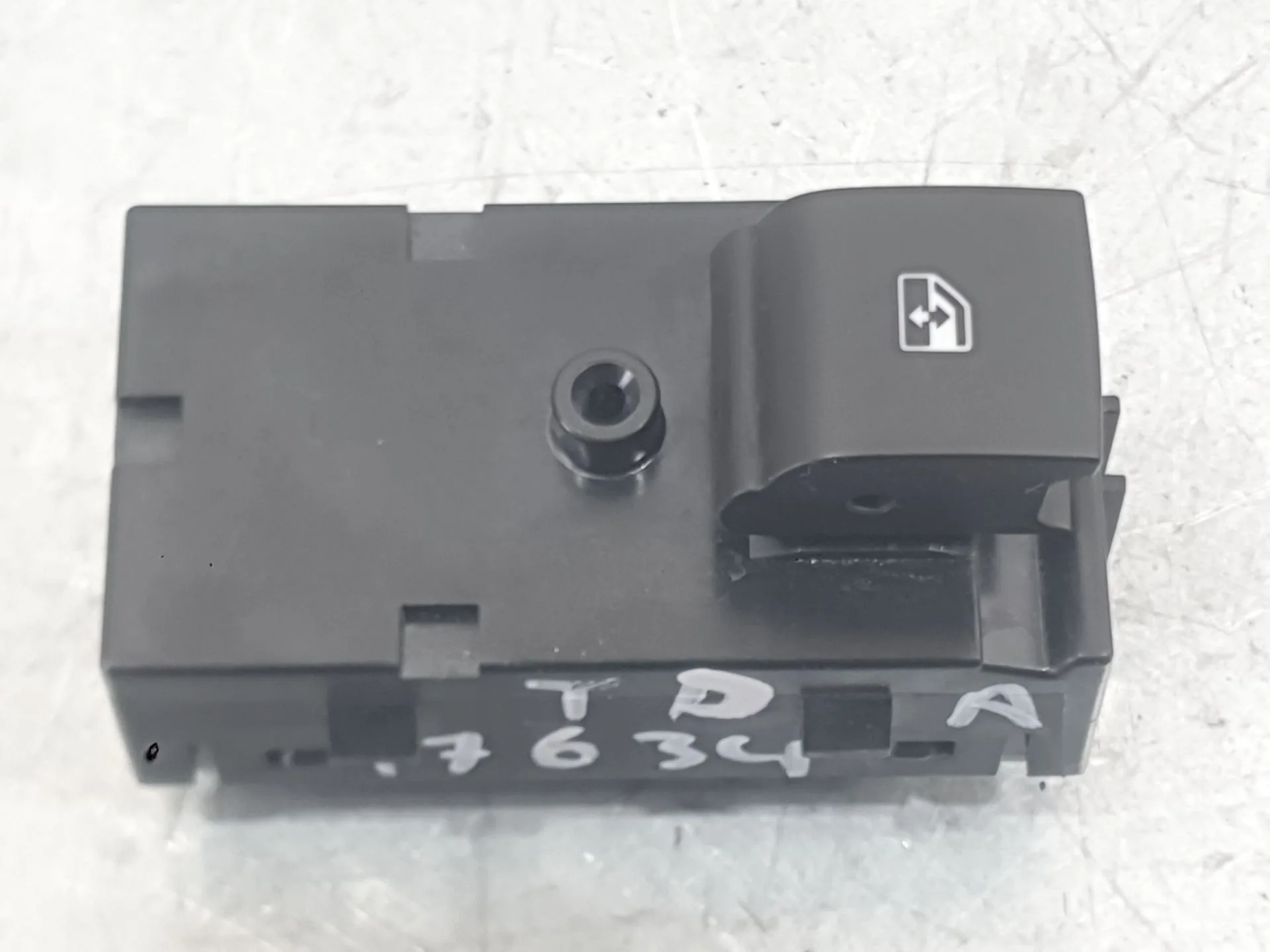Mando Elevalunas Trasero Derecho para Opel Astra K (B16)