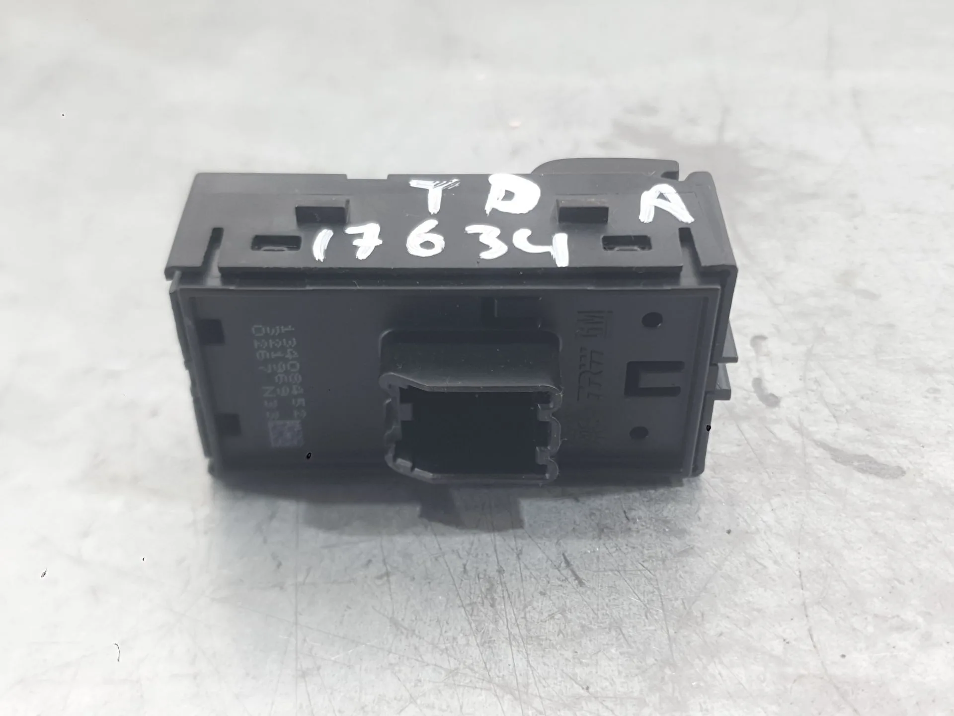 Mando Elevalunas Trasero Derecho para Opel Astra K (B16)