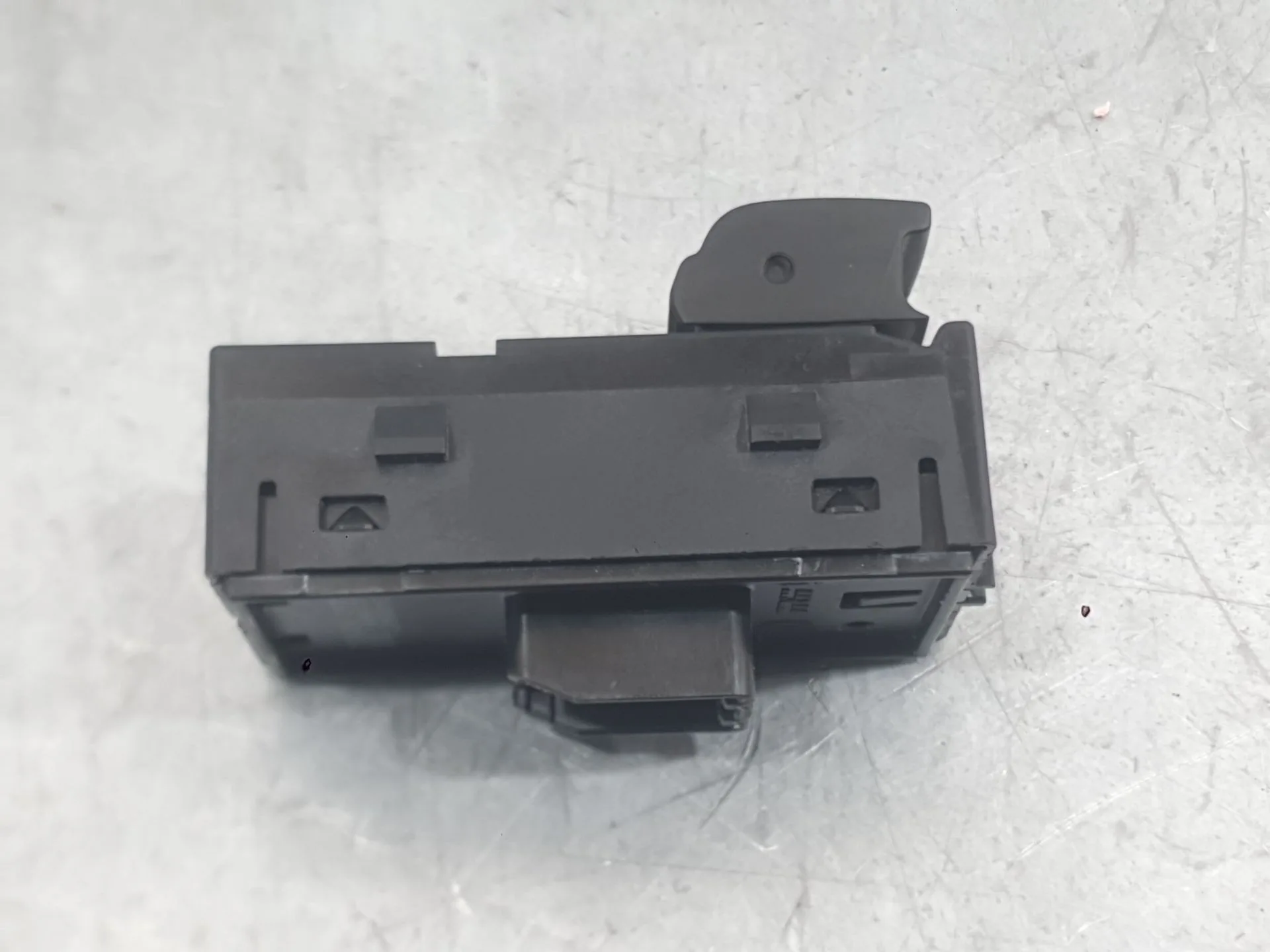Mando Elevalunas Trasero Izquierdo para Opel Astra K (B16)