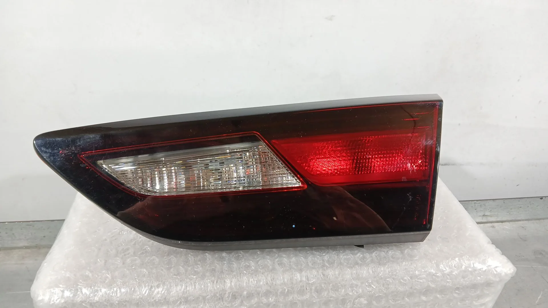 Piloto Trasero Derecho Interior para Opel Astra K (B16)