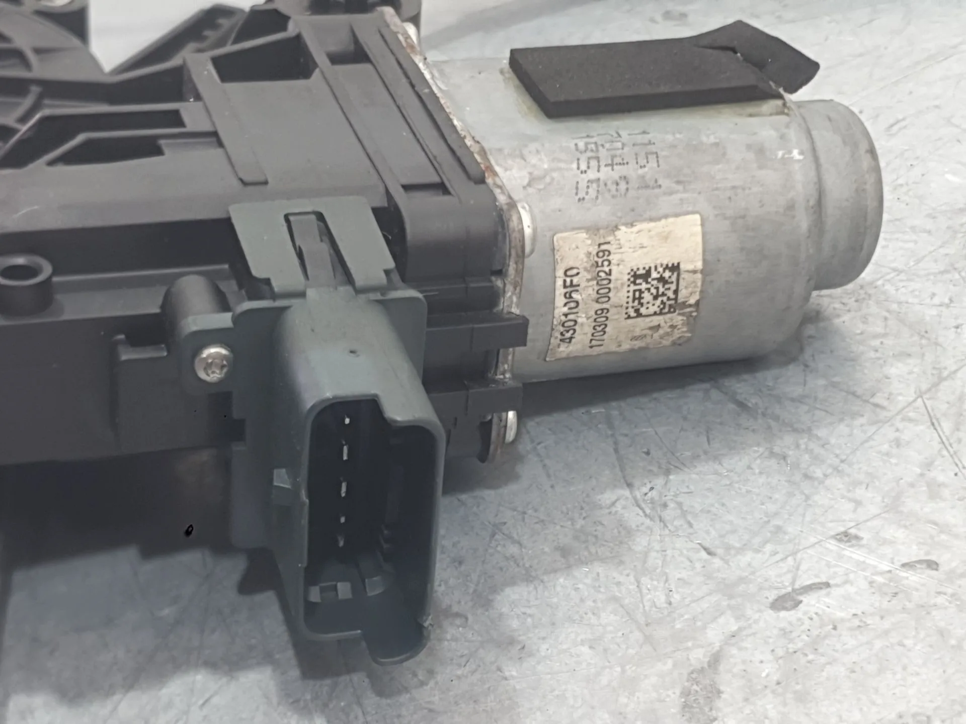 Elevalunas Delantero Izquierdo para Renault Megane Iv Hatchback (B9A/M/N_)