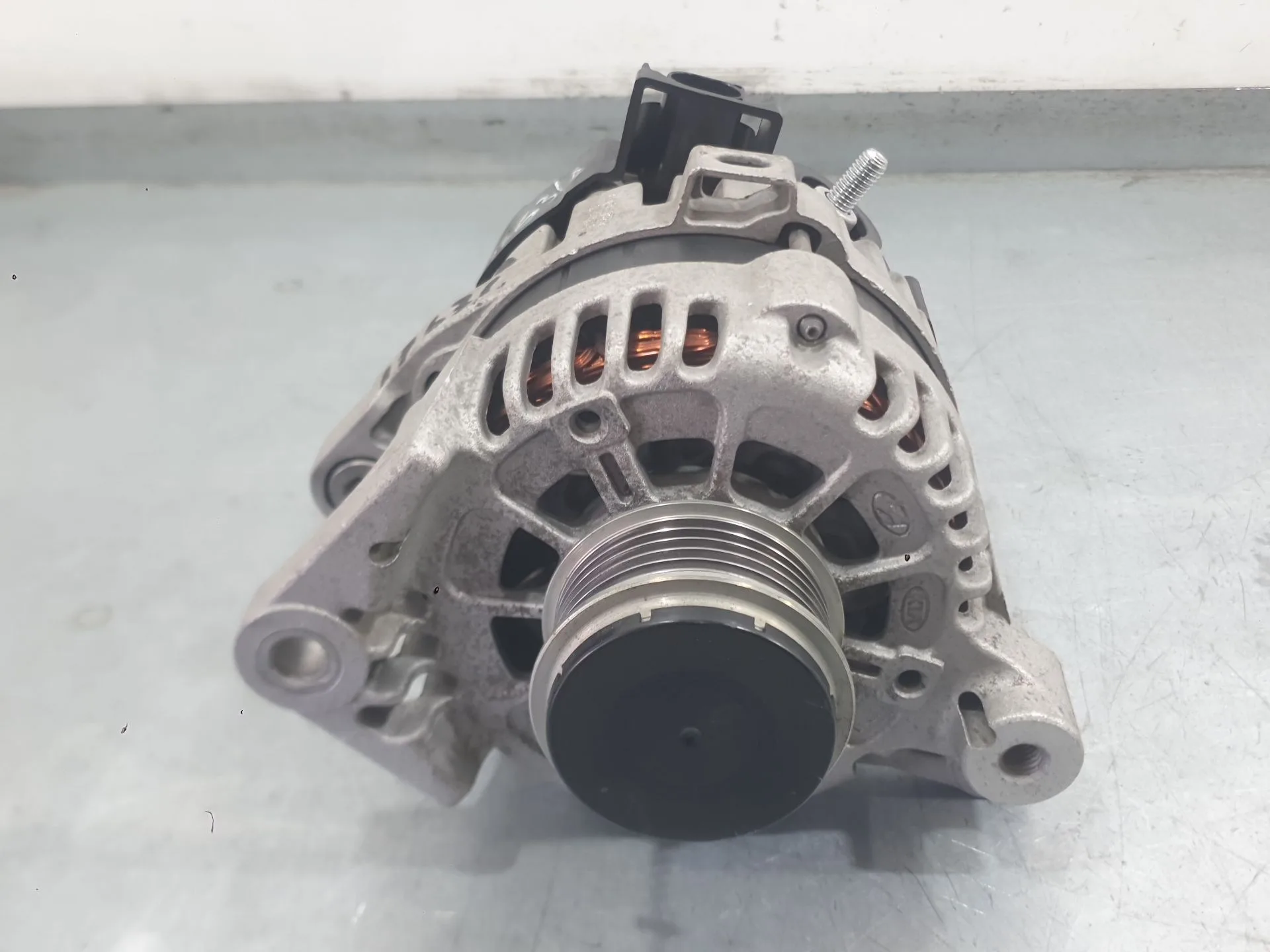 Alternador para Kia Stonic (Yb)