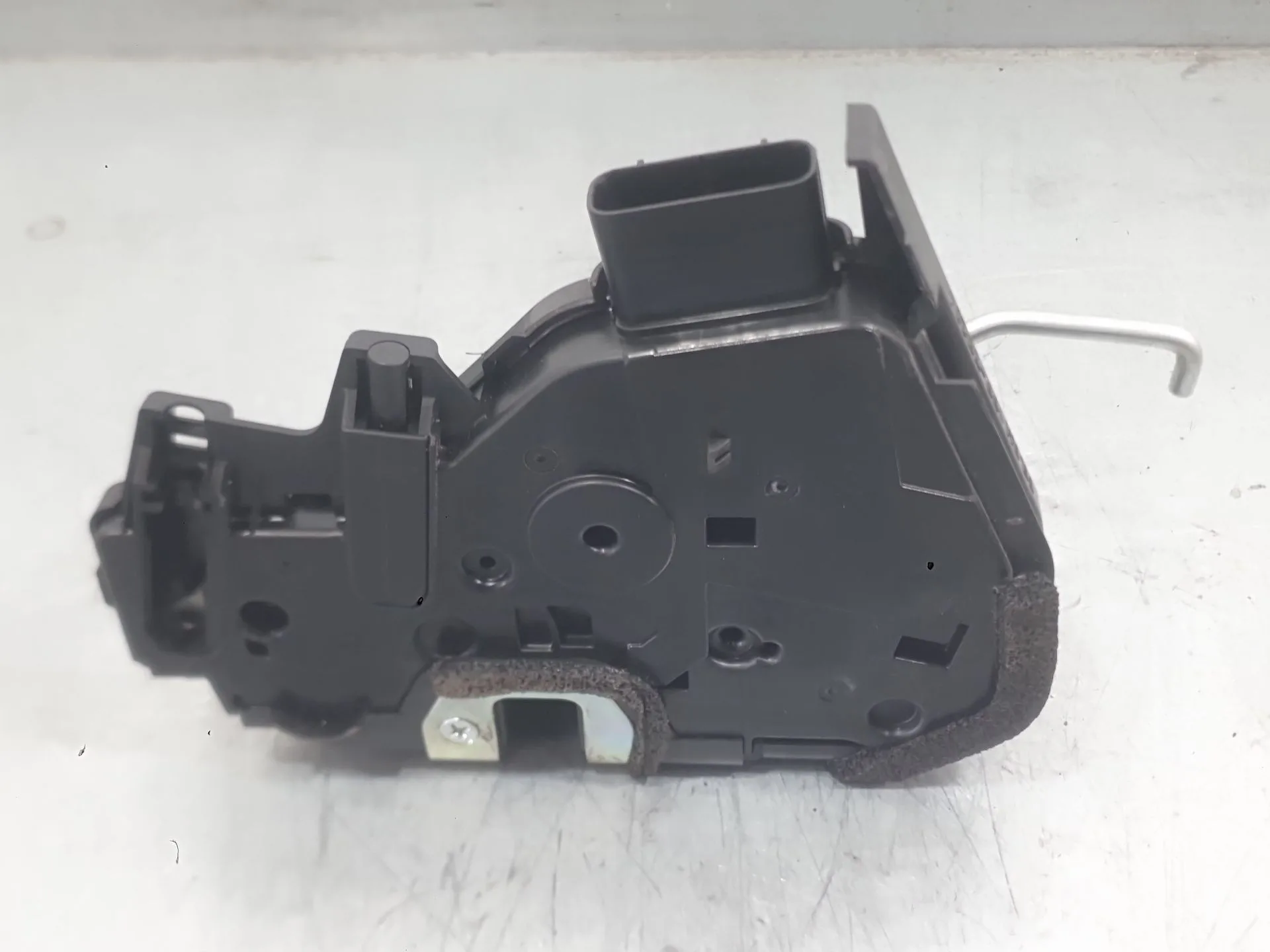 Cerradura Puerta Delantera Derecha para Kia Stonic (Yb)