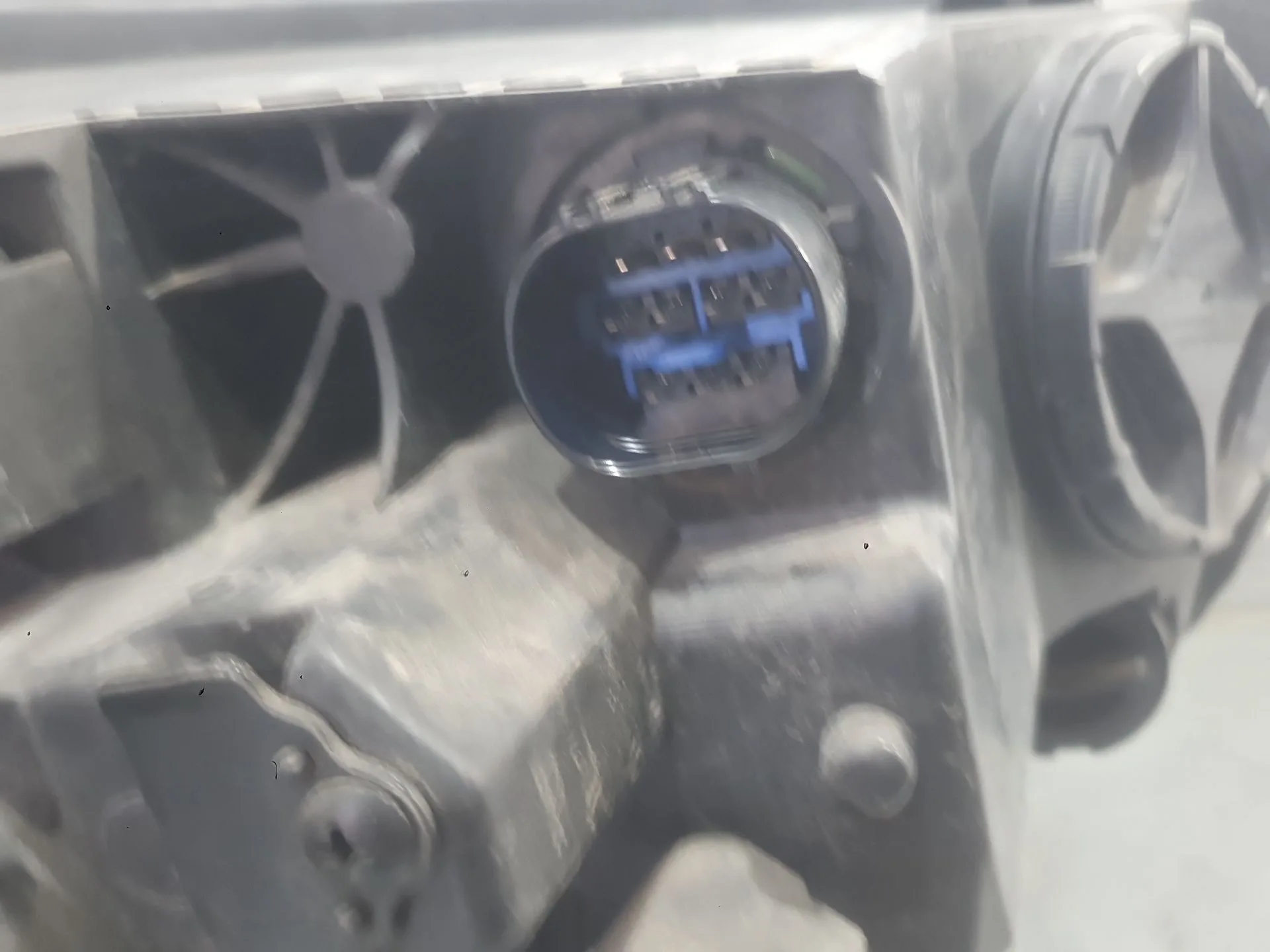 Faro Izquierdo para Kia Stonic (Yb)