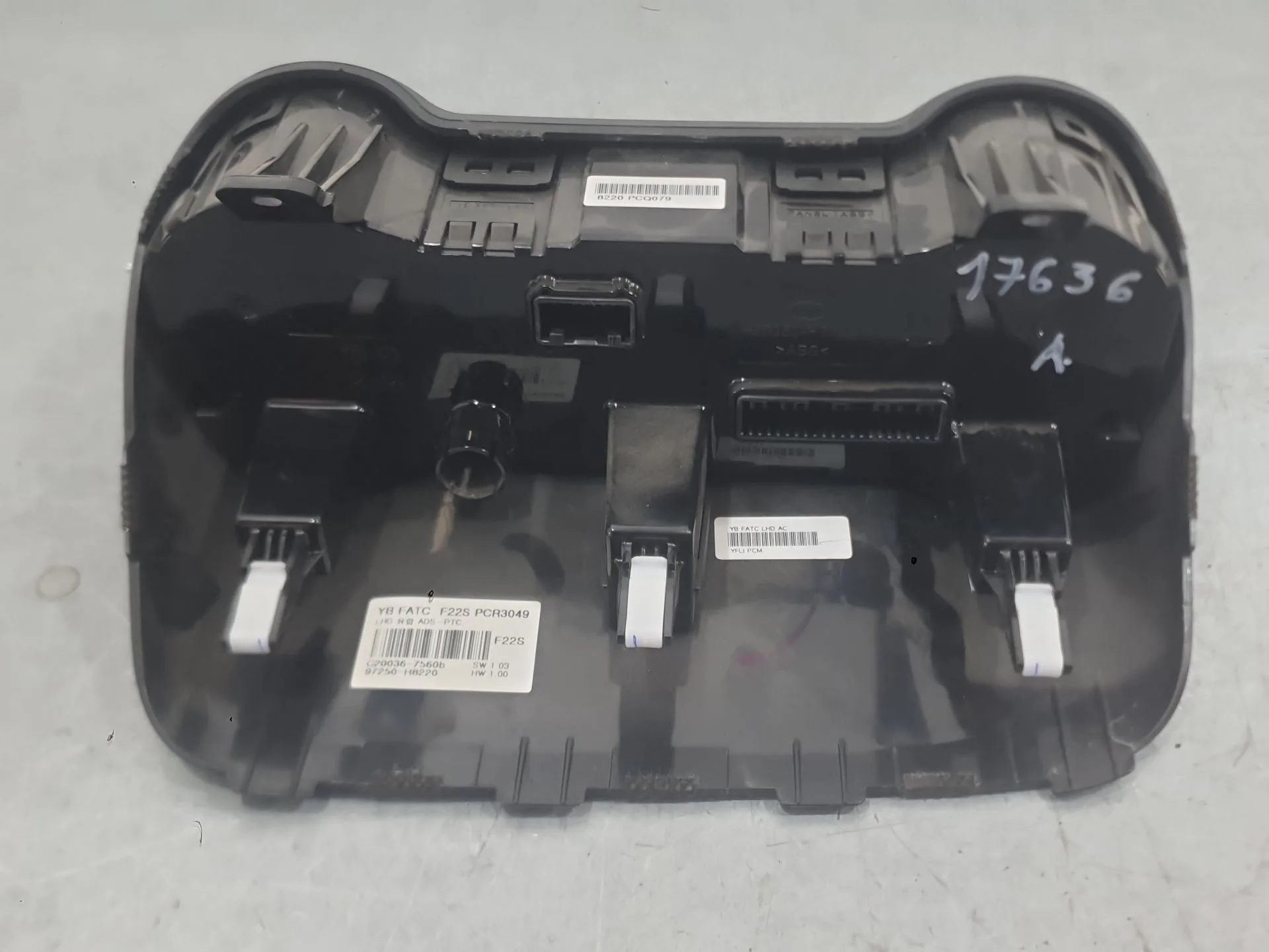 Mando Climatizador para Kia Stonic (Yb)