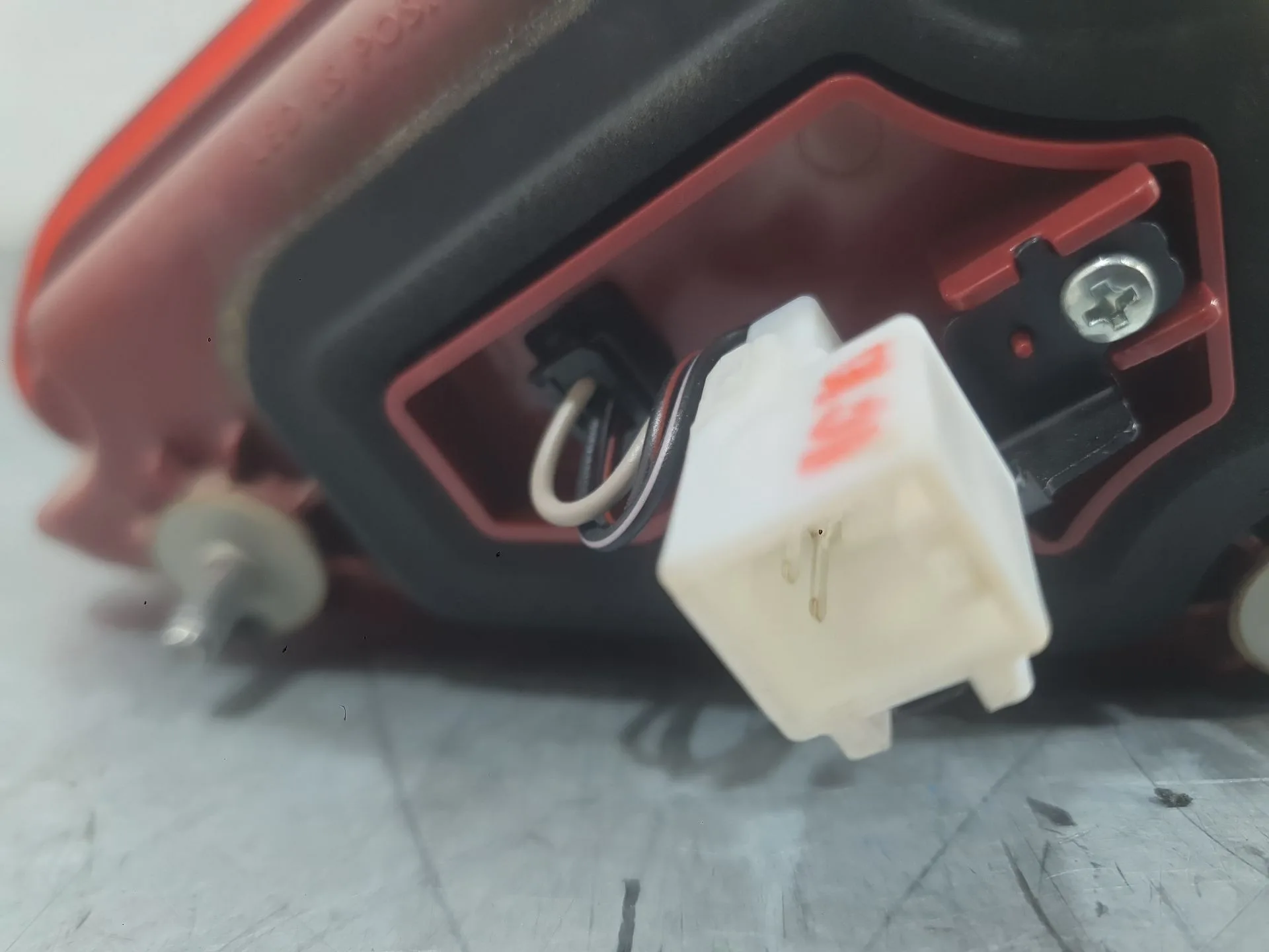 Piloto Trasero Izquierdo Interior para Kia Stonic (Yb)