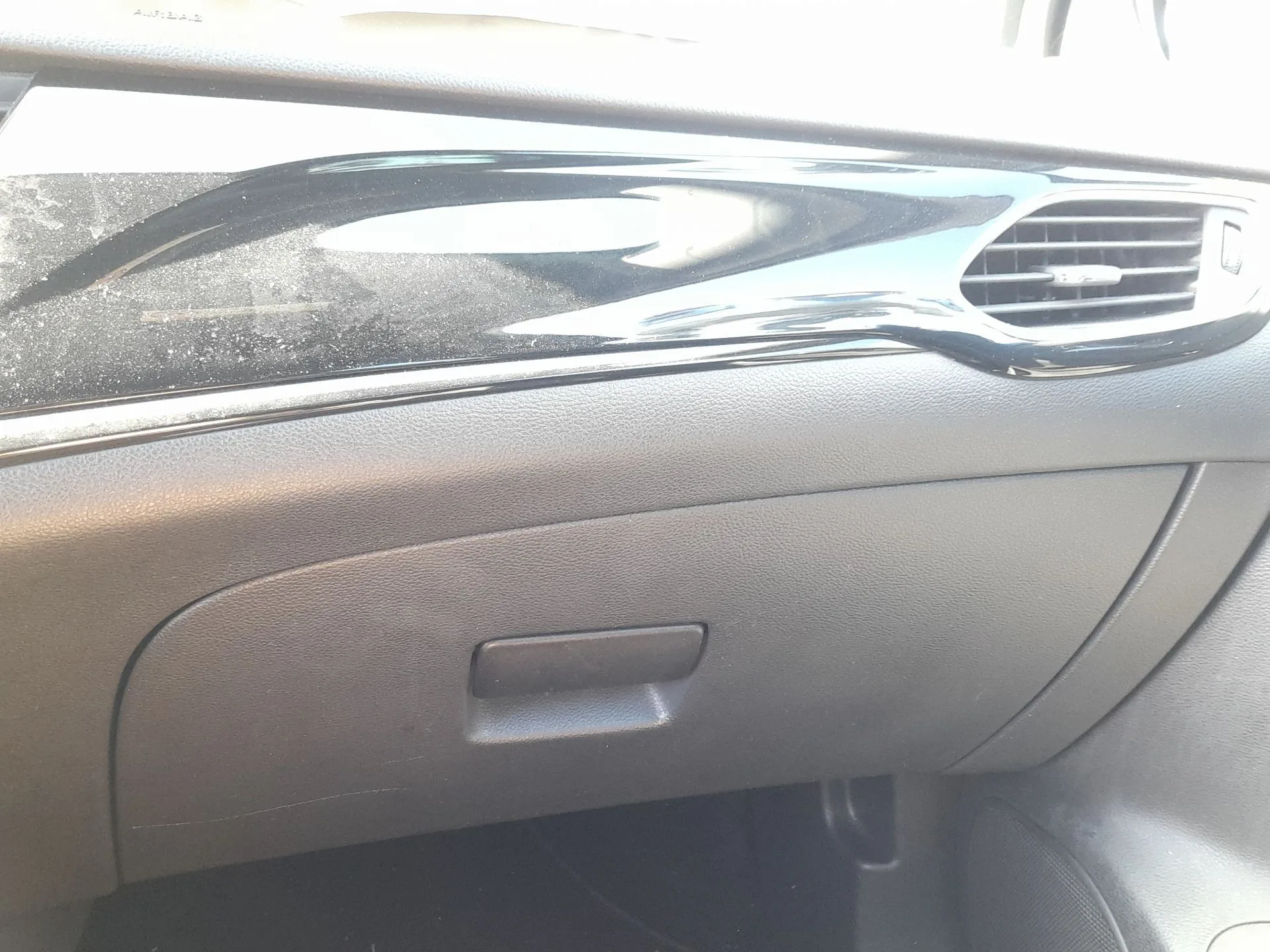 Guantera para Opel Astra K (B16)