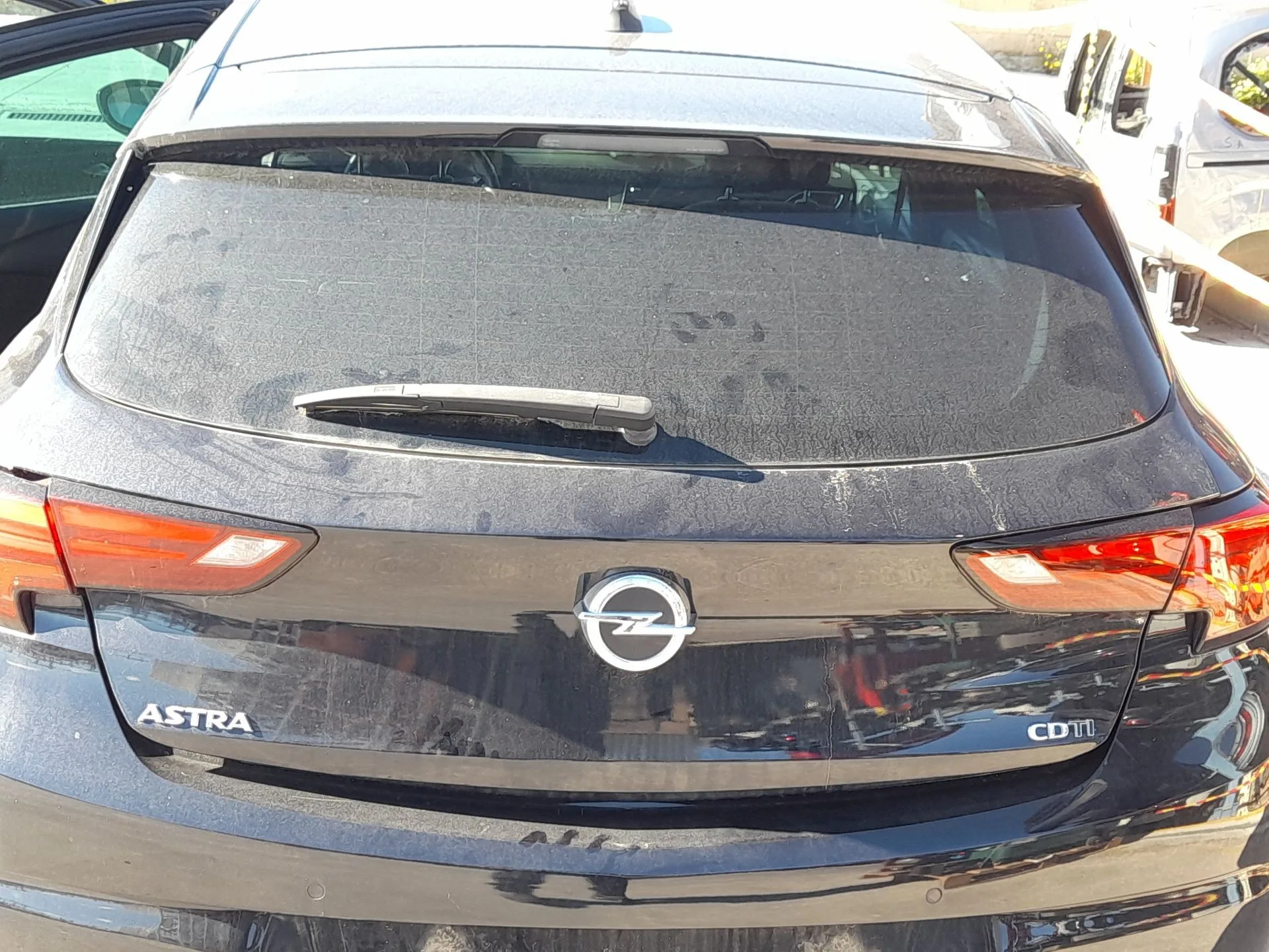 Porton Trasero para Opel Astra K (B16)