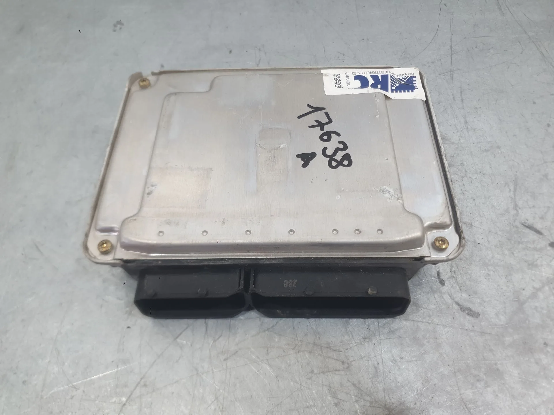 Centralita Motor Uce para Seat Leon (1M1)