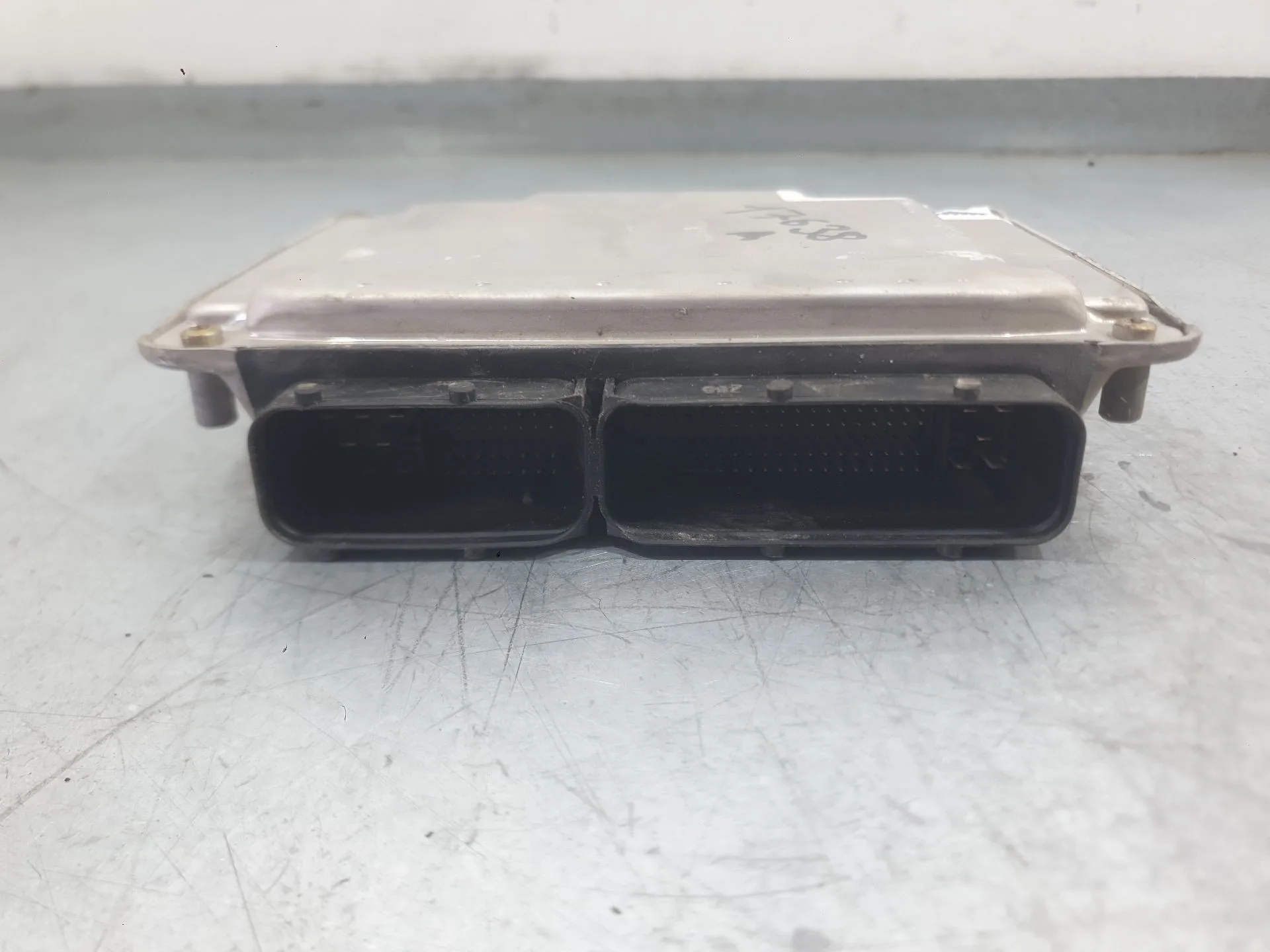 Centralita Motor Uce para Seat Leon (1M1)