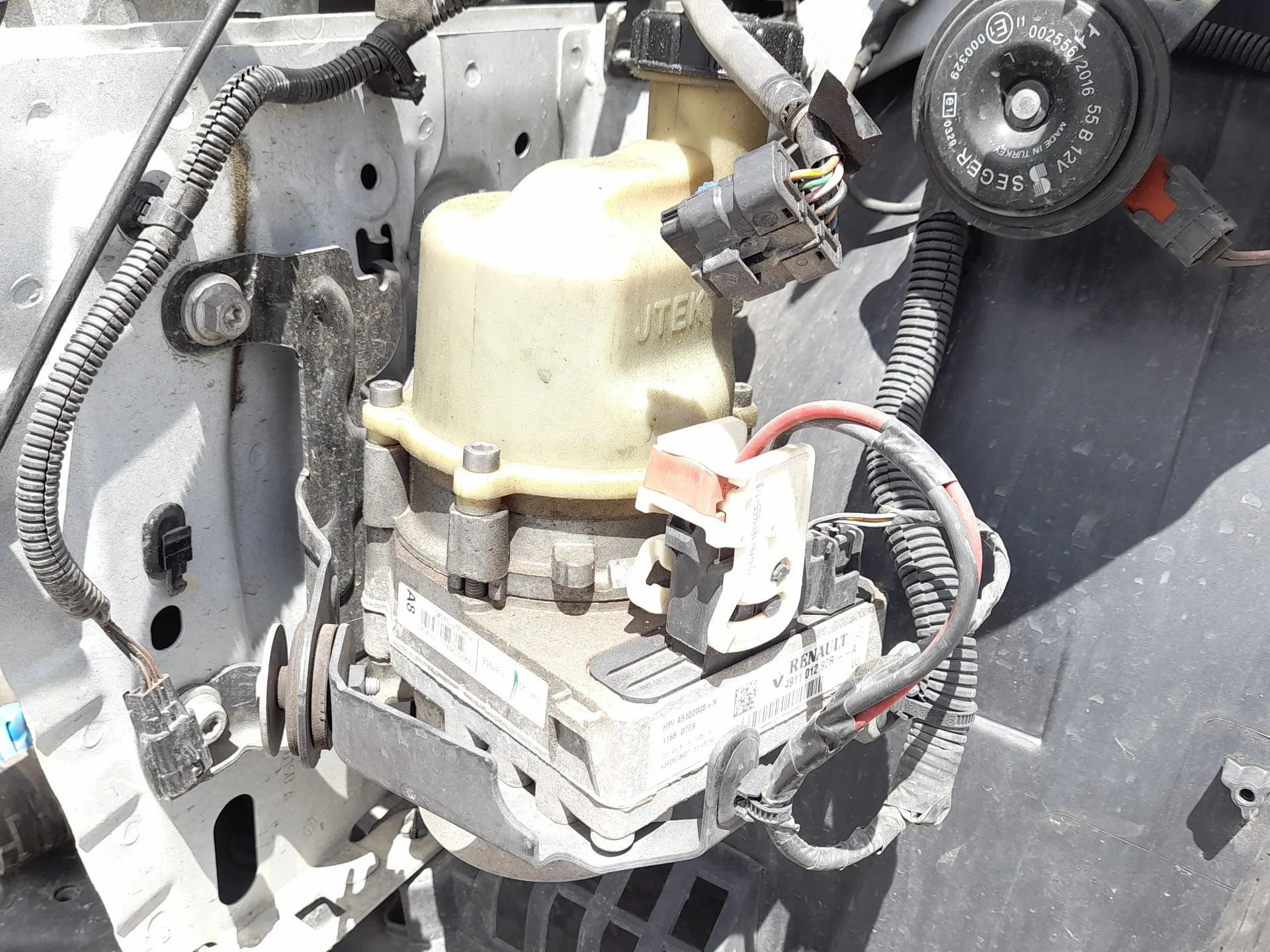 Bomba Direccion Electrica para Dacia Logan Ii