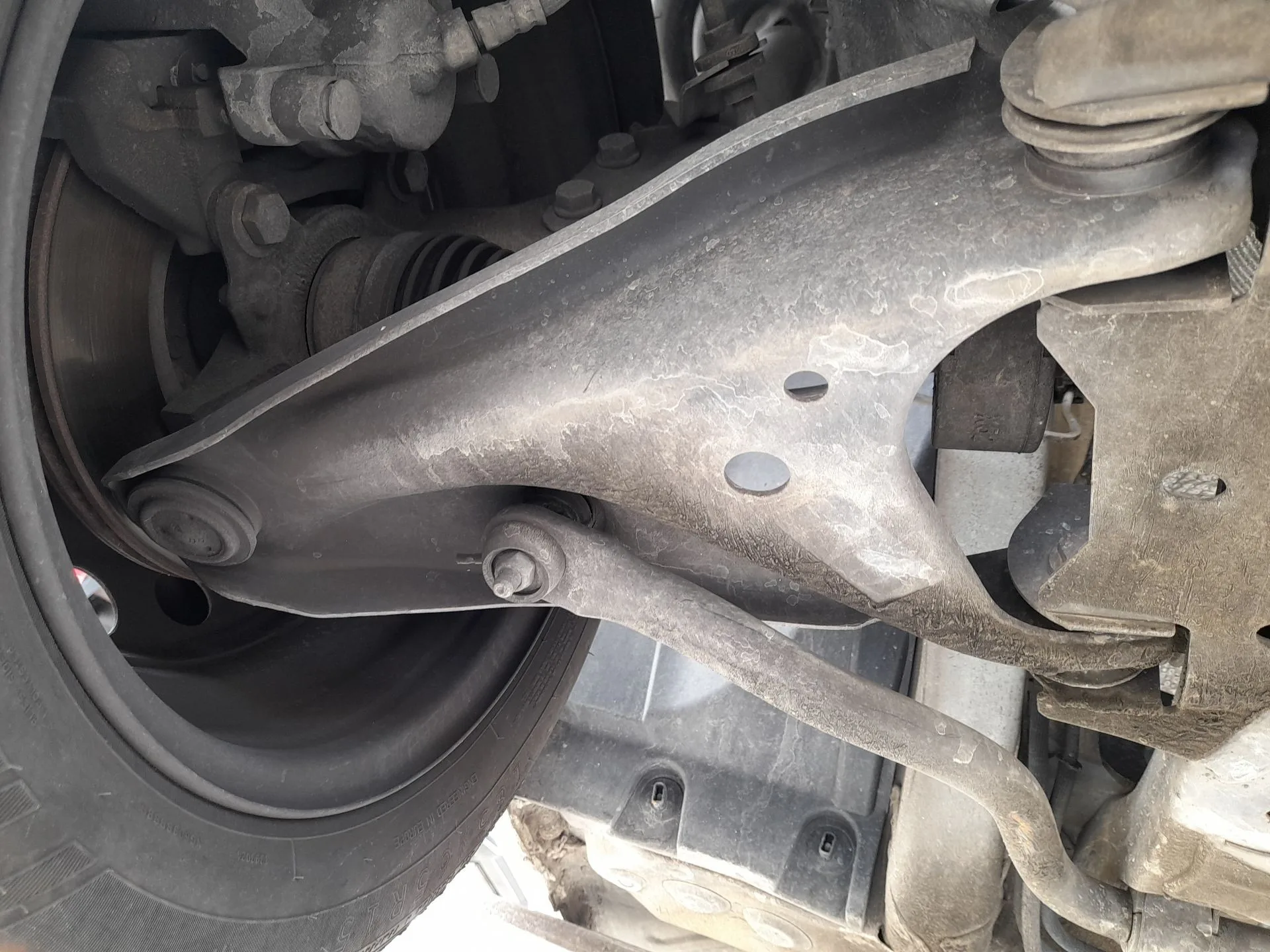 Brazo Suspension Inferior Delantero Derecho para Dacia Logan Ii
