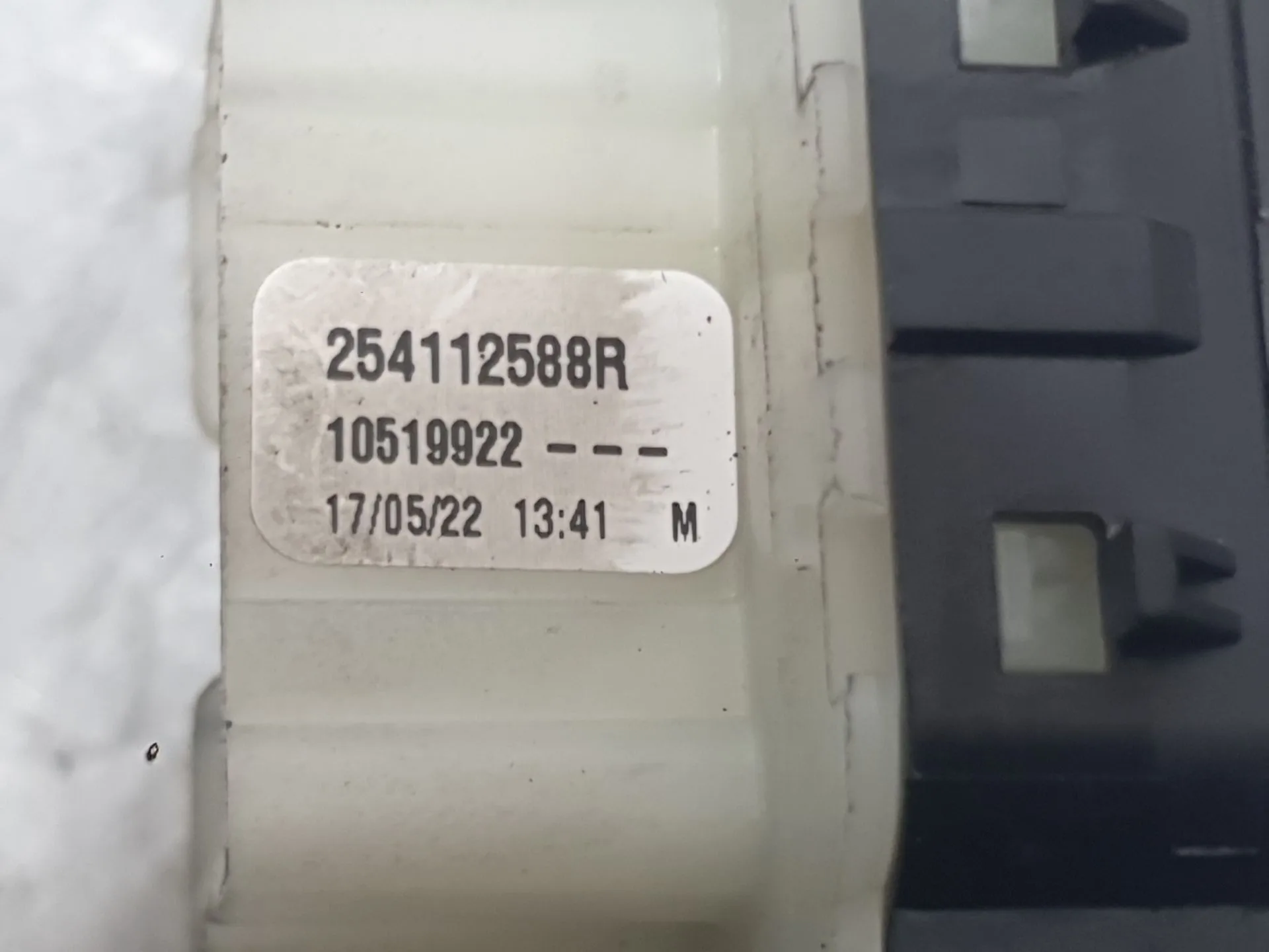 Mando Elevalunas Delantero Izquierdo para Dacia Sandero Iii
