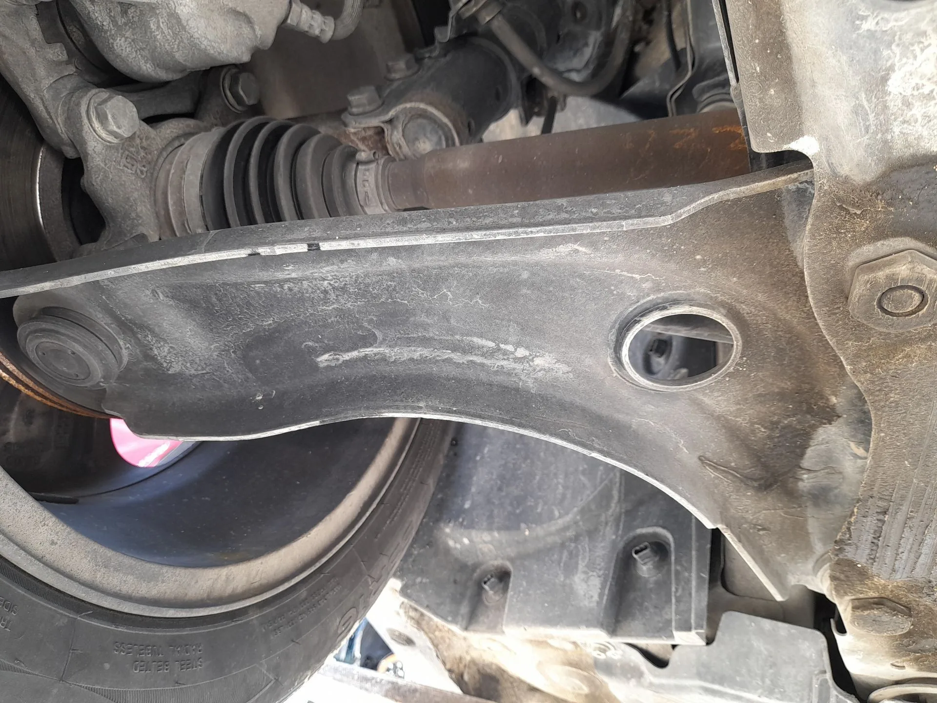 Brazo Suspension Inferior Delantero Derecho para Dacia Sandero Iii